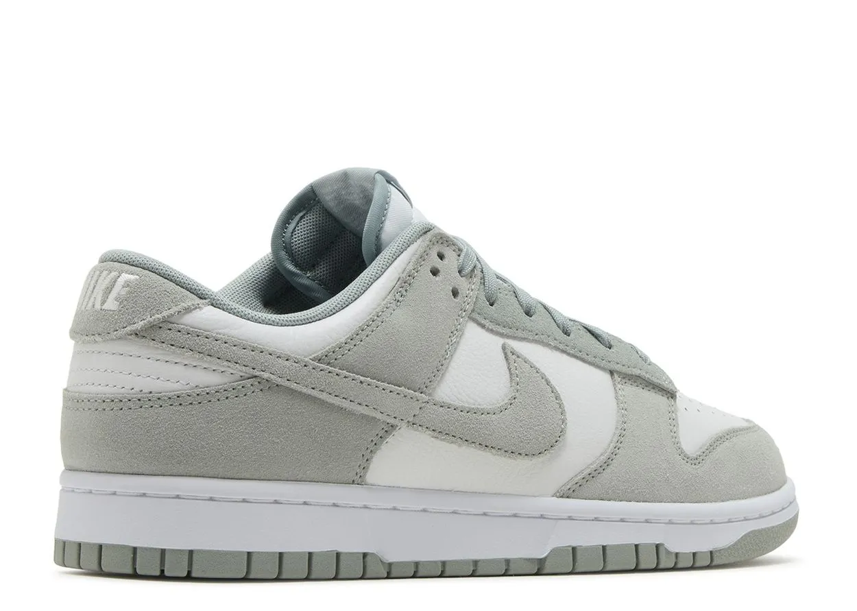 Sports fan Nike Dunk Low SE White Light Pumice