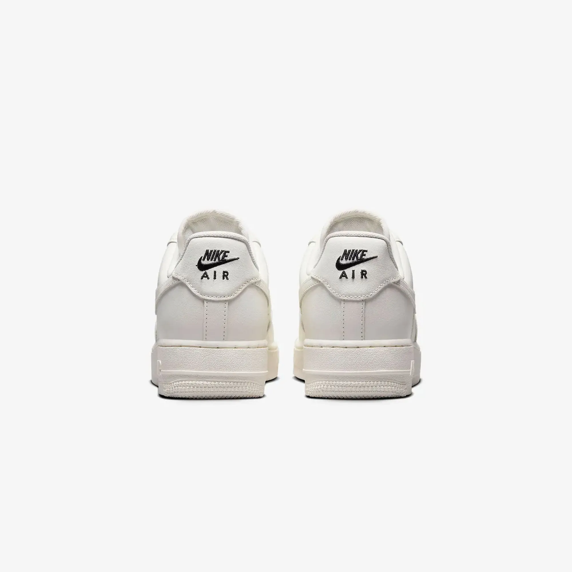 NIKE | AIR FORCE 1 '07 ESSENTIAL { SAIL/SAIL-BLACK Hero Edge Tropic Mode