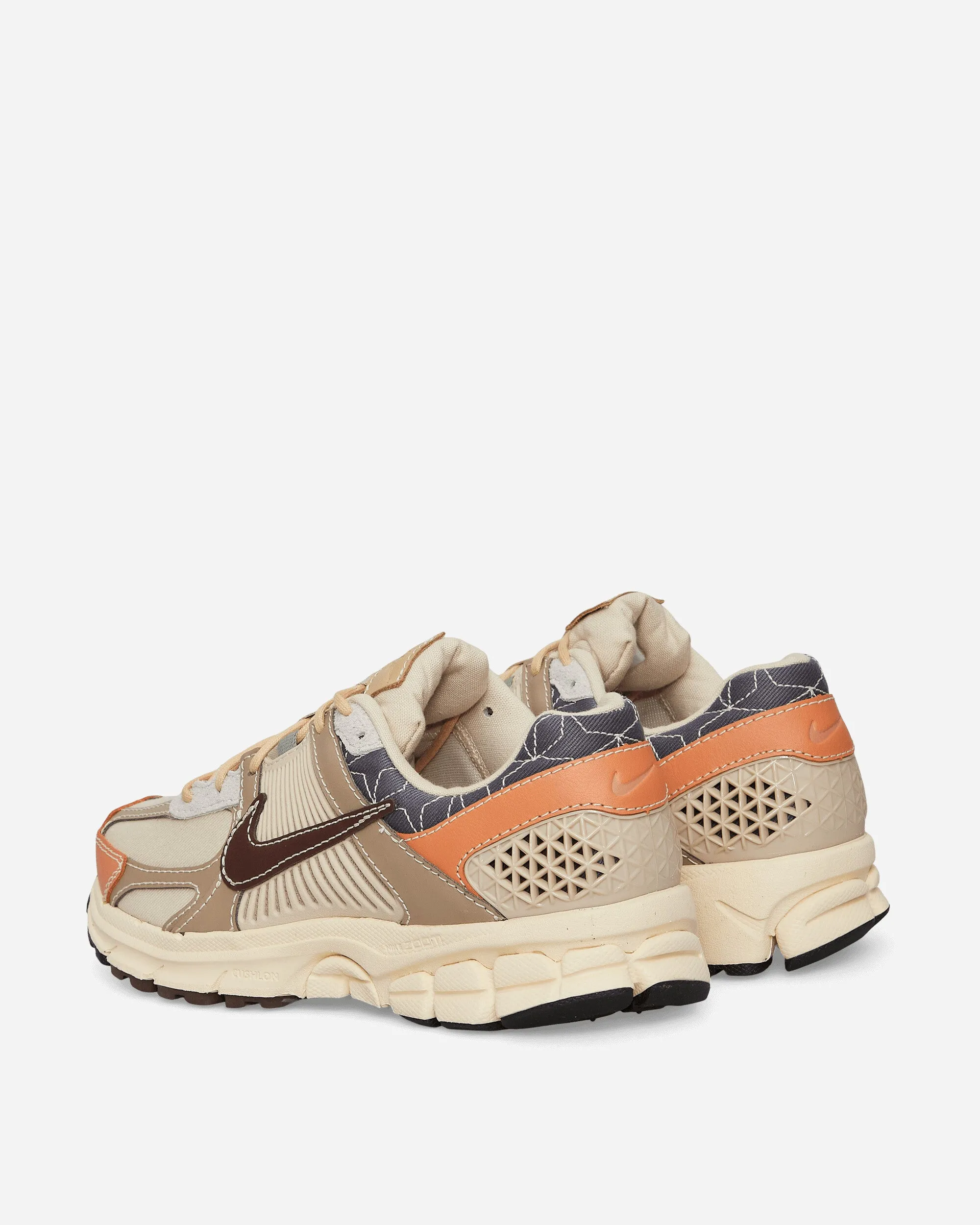 Neutral Glow Curve Hug Zoom Vomero 5 Sneakers Amber Brown / Khaki