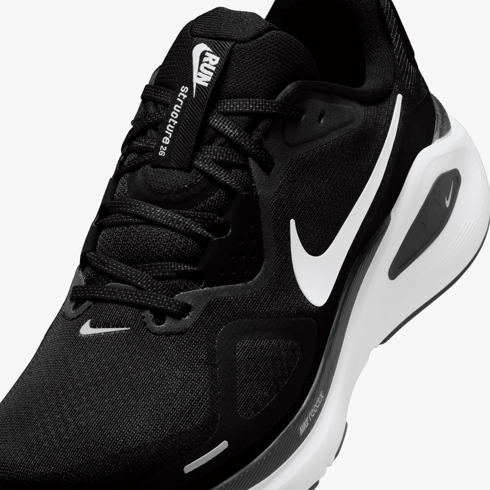 Comfort Run Young Mood Nike | STRUCTURE 26 { BLACK/WHITE-COOL GREY-METALLIC SILVER