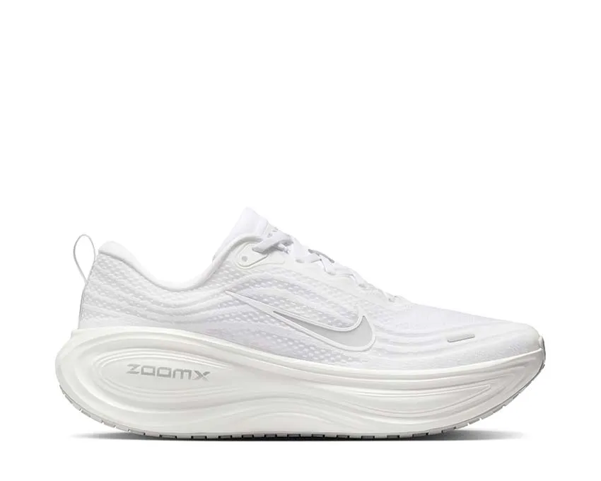Daily Commuter Nike Vomero Plus "White"