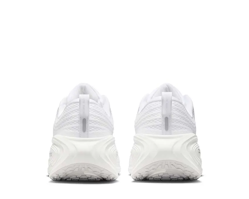 competitive shoes Socks Nike Vomero Plus "White"