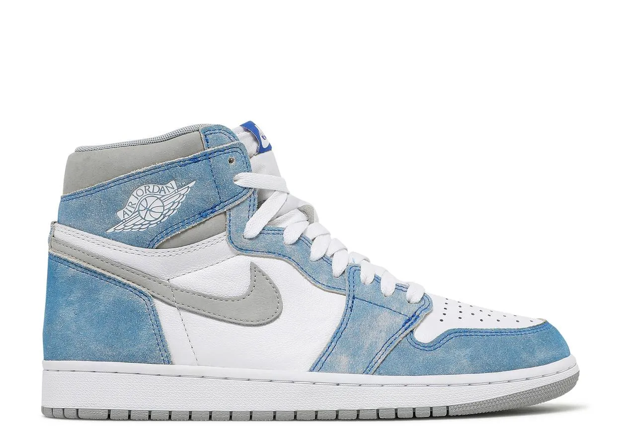 On Foot Pasture Hike Air Jordan 1 Retro High OG Hyper Royal