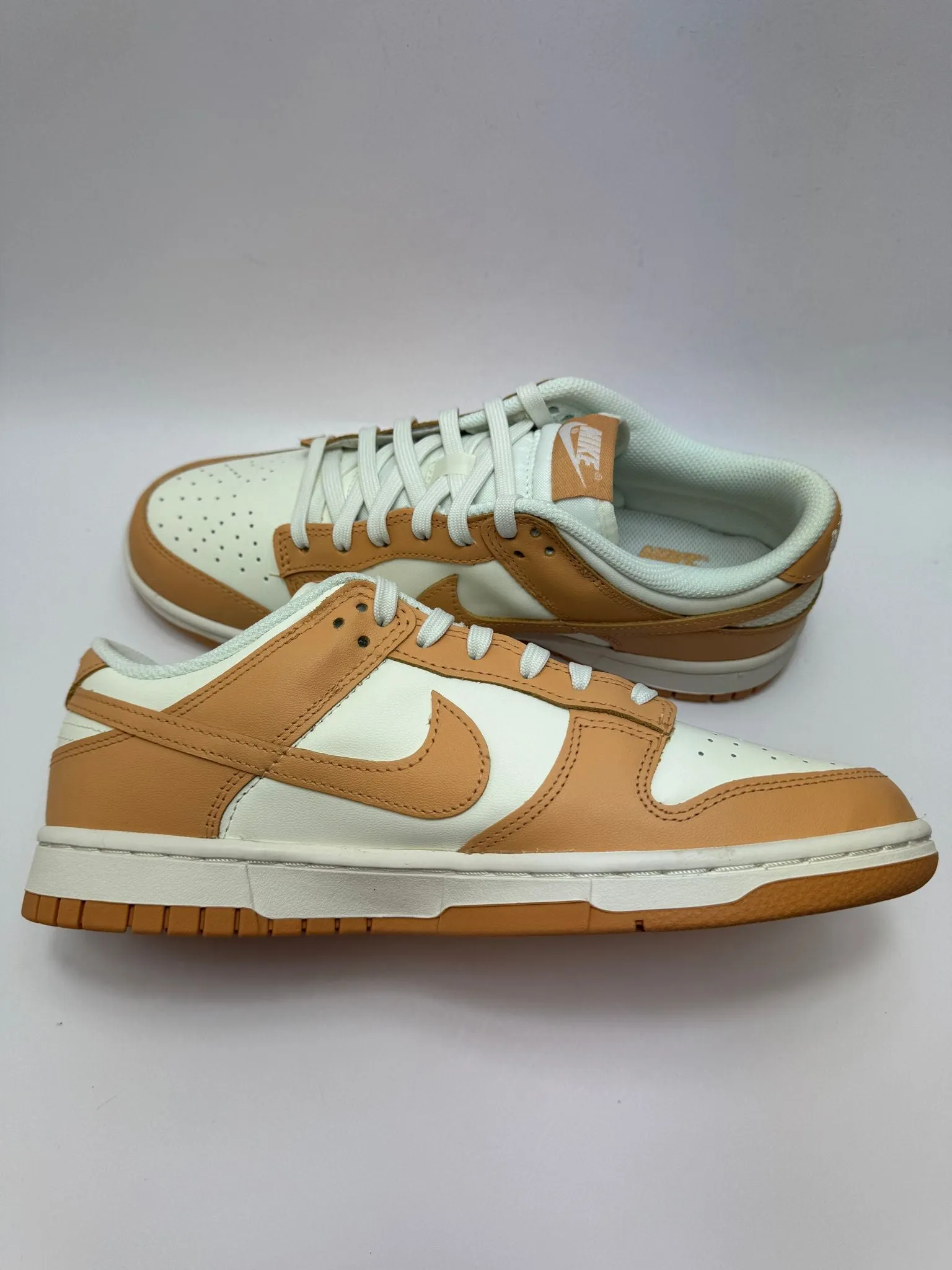 Fit Mode Nike Dunk Low "Harvest Moon"