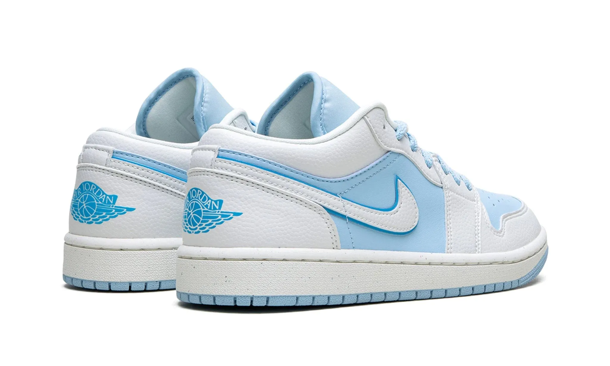 Autumn Cool Park Day Wmns Air Jordan 1 low SE Reverse Ice Blue