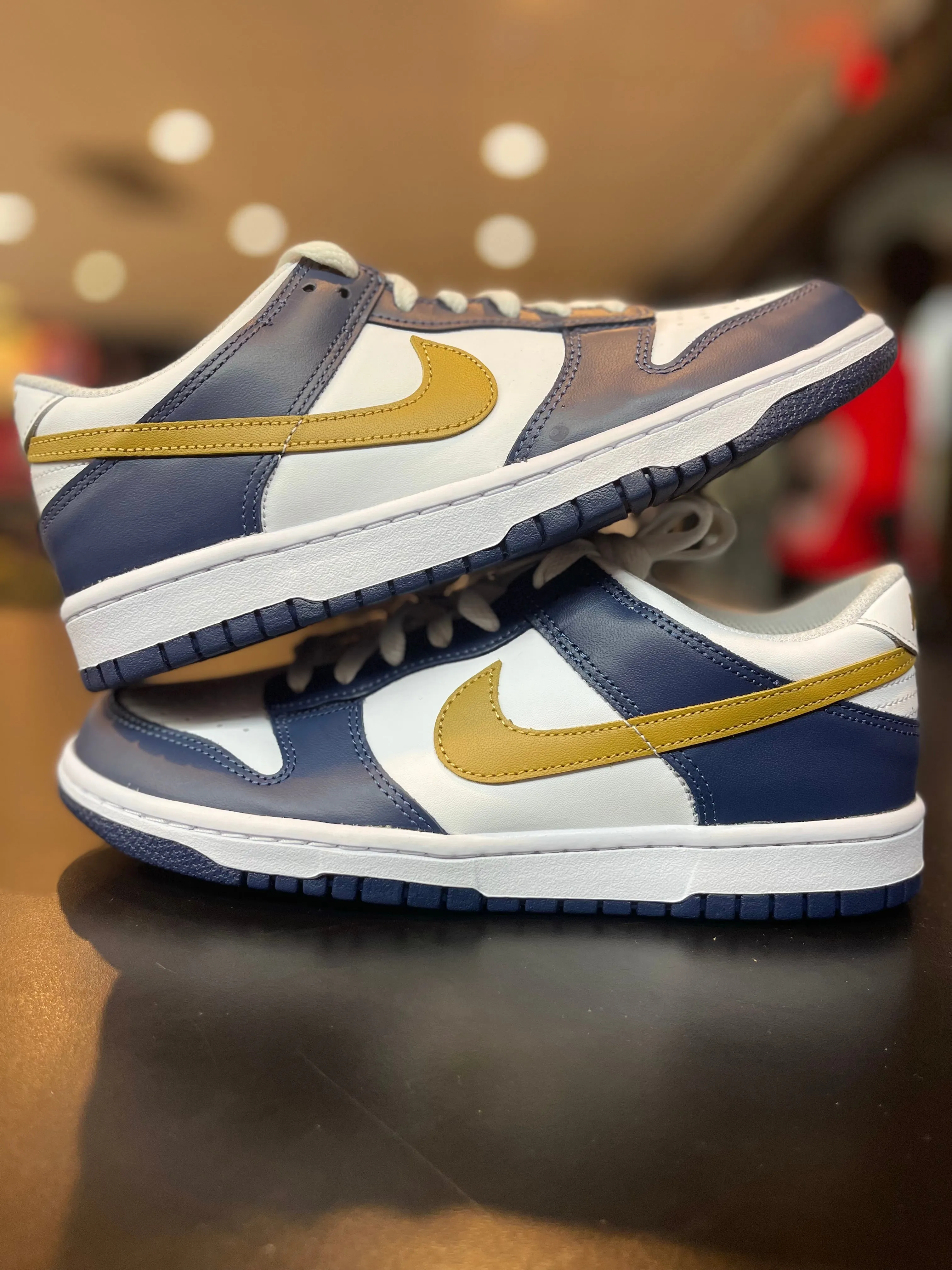 Nike Dunk Low ?? Midnight Navy Wheat?? (GS) Trail Path