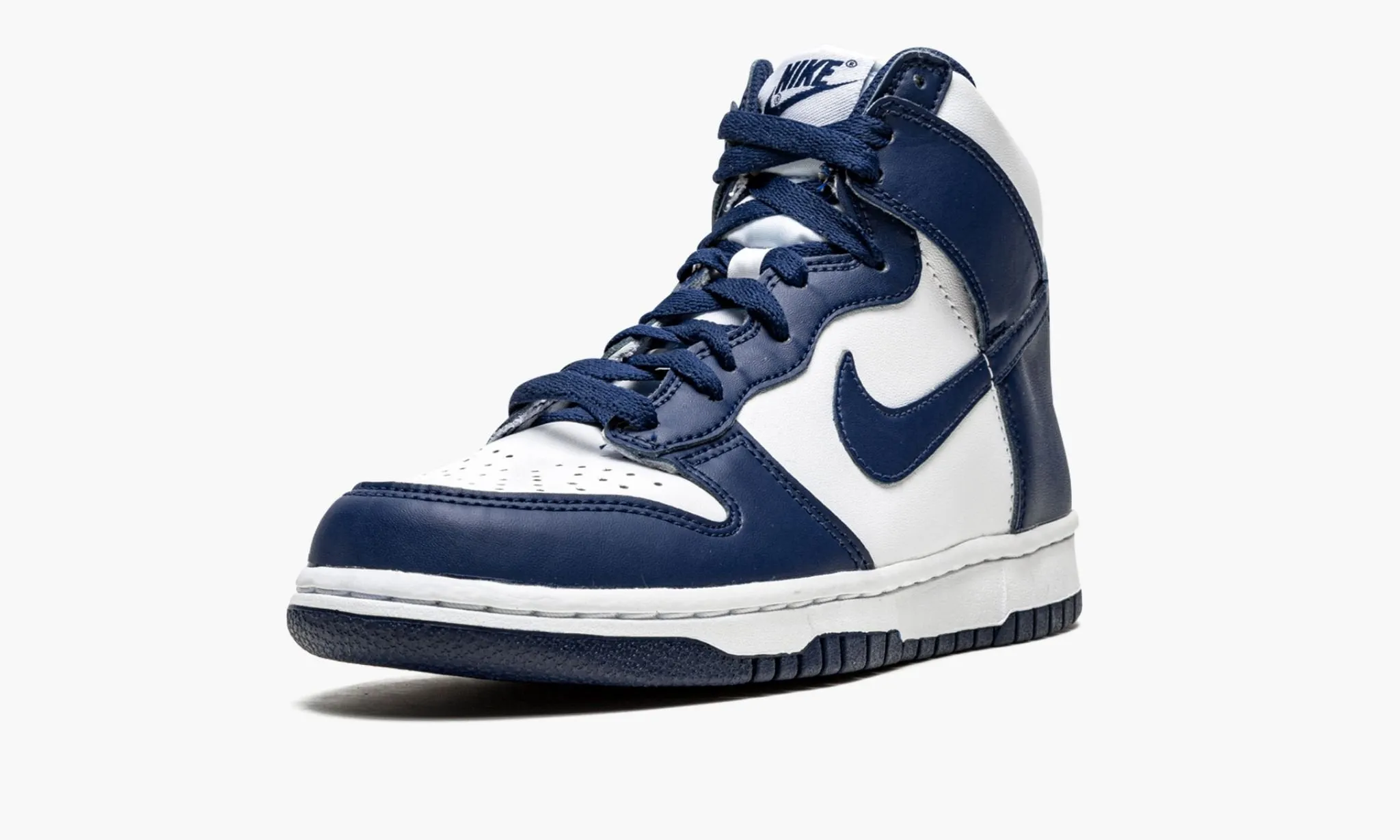 Light Steps Nike Dunk High "Championship Navy" Grade School