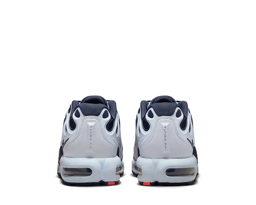 Nike Air Max Plus Drift Strong Pace Urban Adventure