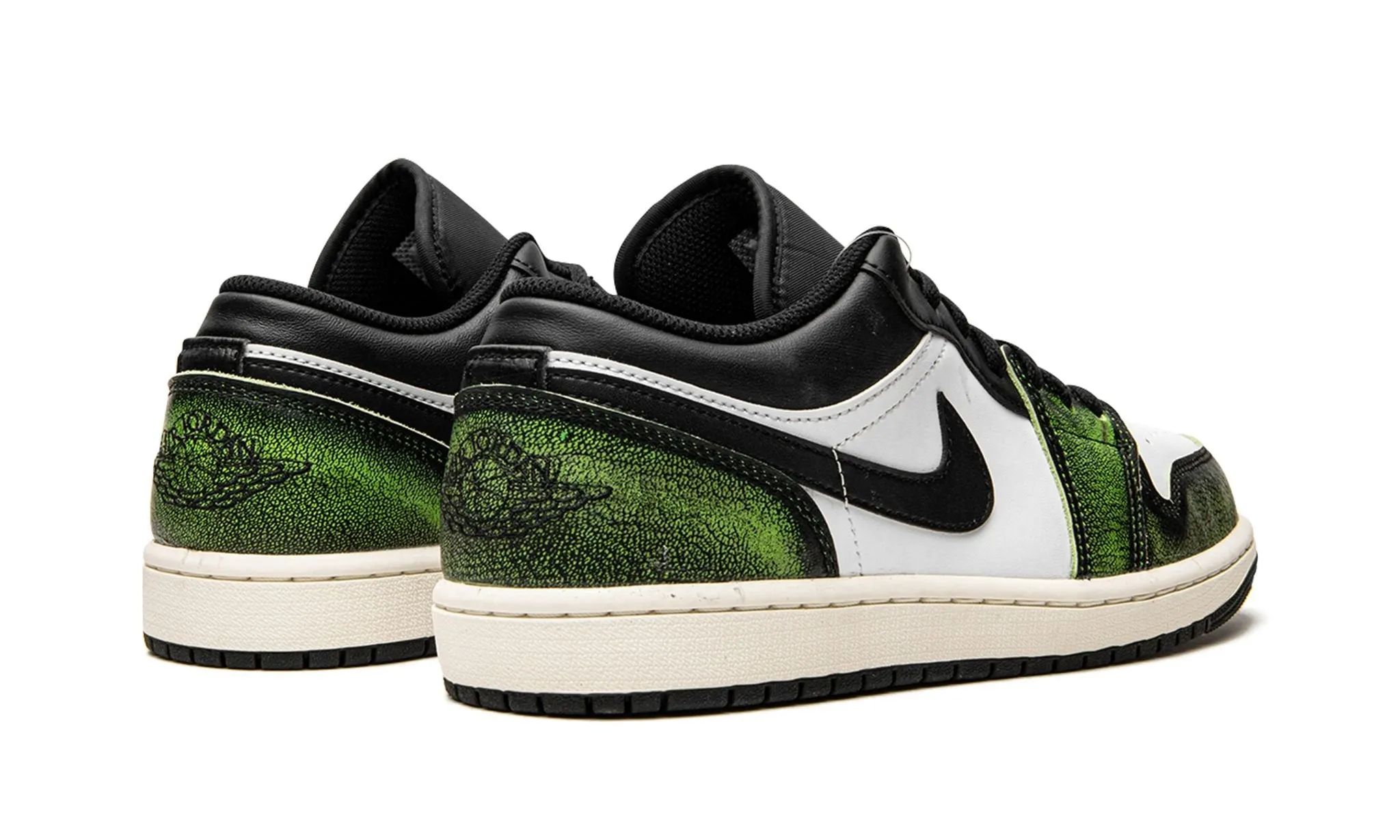 Air Jordan 1 Low Wear Away Electric Green Calm Step Comfort Bend