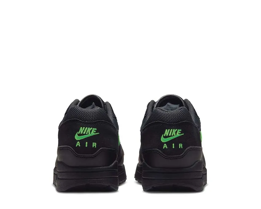 Drive Friendly Sand Stroll Nike Air Max 1 "Green Strike"