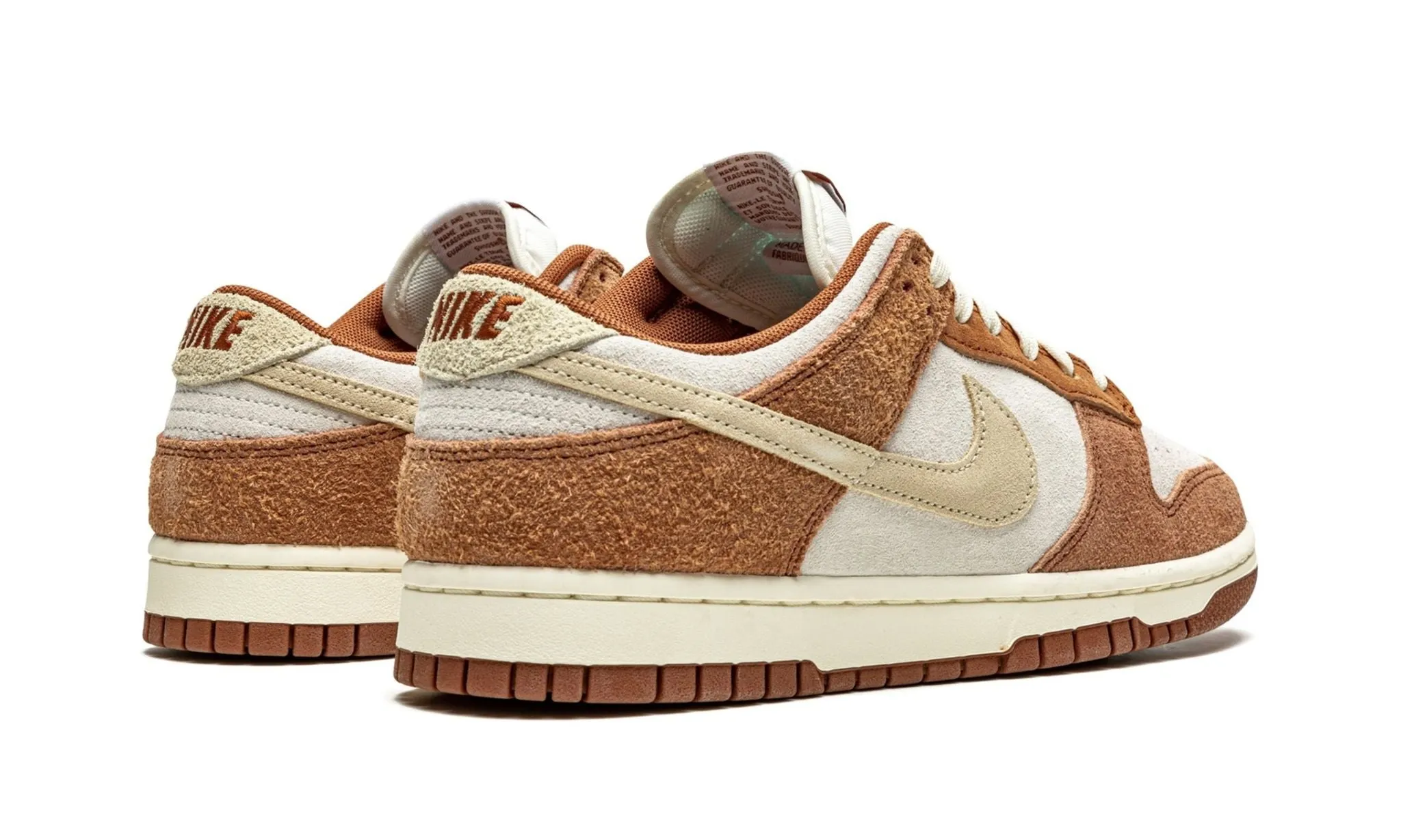 Nike Dunk Low "Medium Curry" Event Go