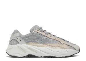 Pet Walk Adidas Yeezy 700 V2 Cream