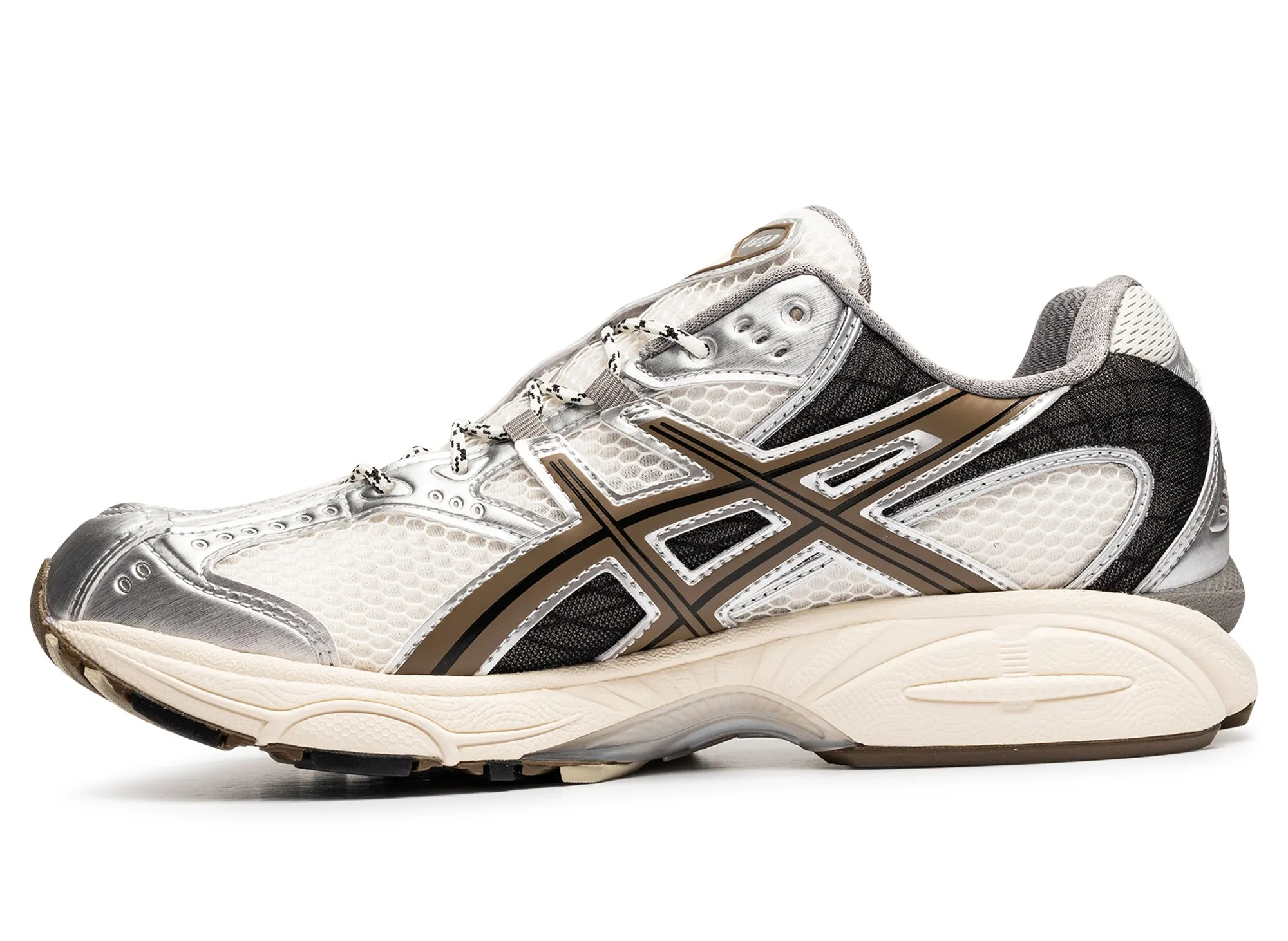 Mono Style Soft Tone Asics Gel-Nimbus 10.1 'Cream / Pure Silver'