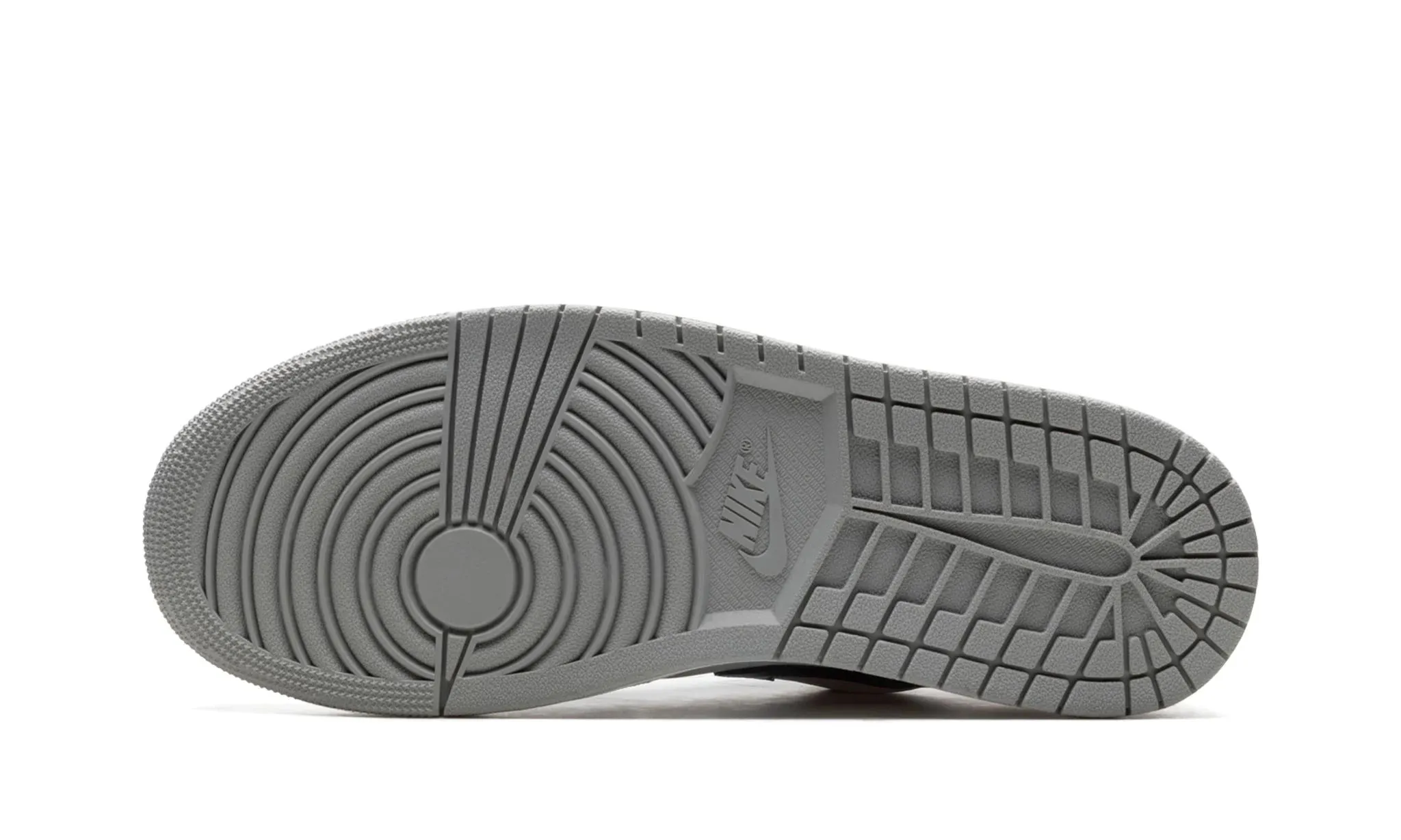 Fitness mesh construction Air Jordan 1 Low Shadow Toe
