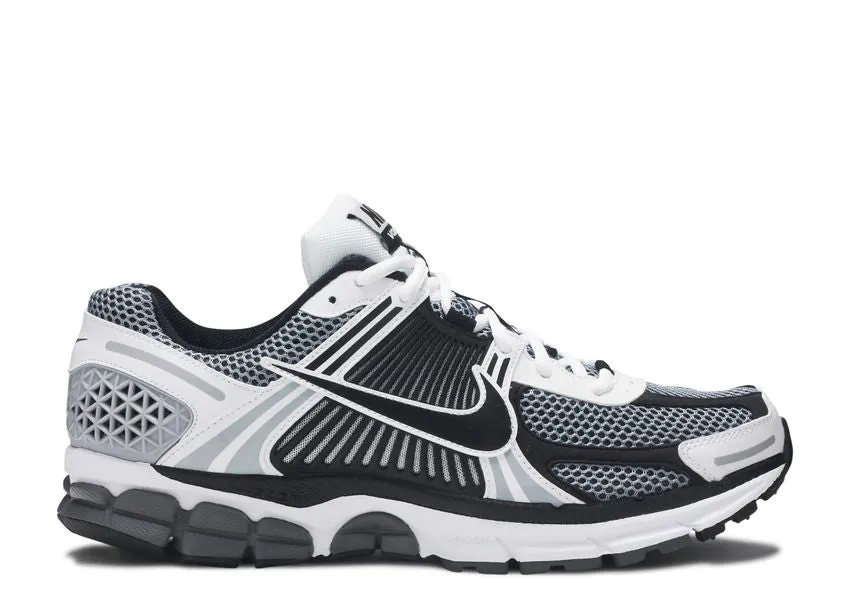 Padded interior running in a rainforest area shoes Nike Zoom Vomero 5 Dark Grey Black White