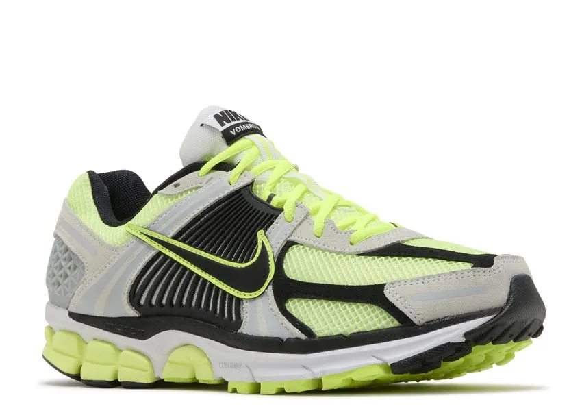 cushioned flexible shoes Nike Zoom Vomero 5 Life Lime