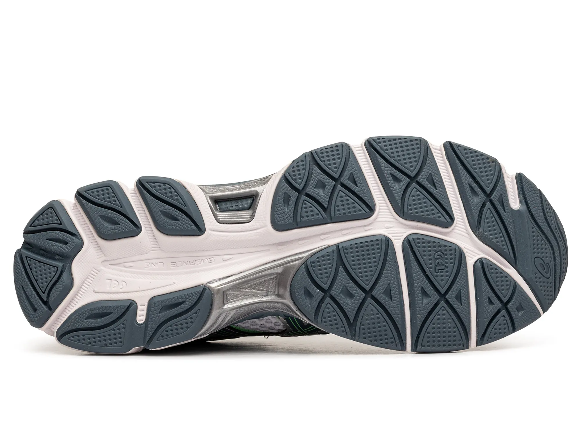 Style Pop senior care Asics Gel-Cumulus White / Ironclad 16 xld