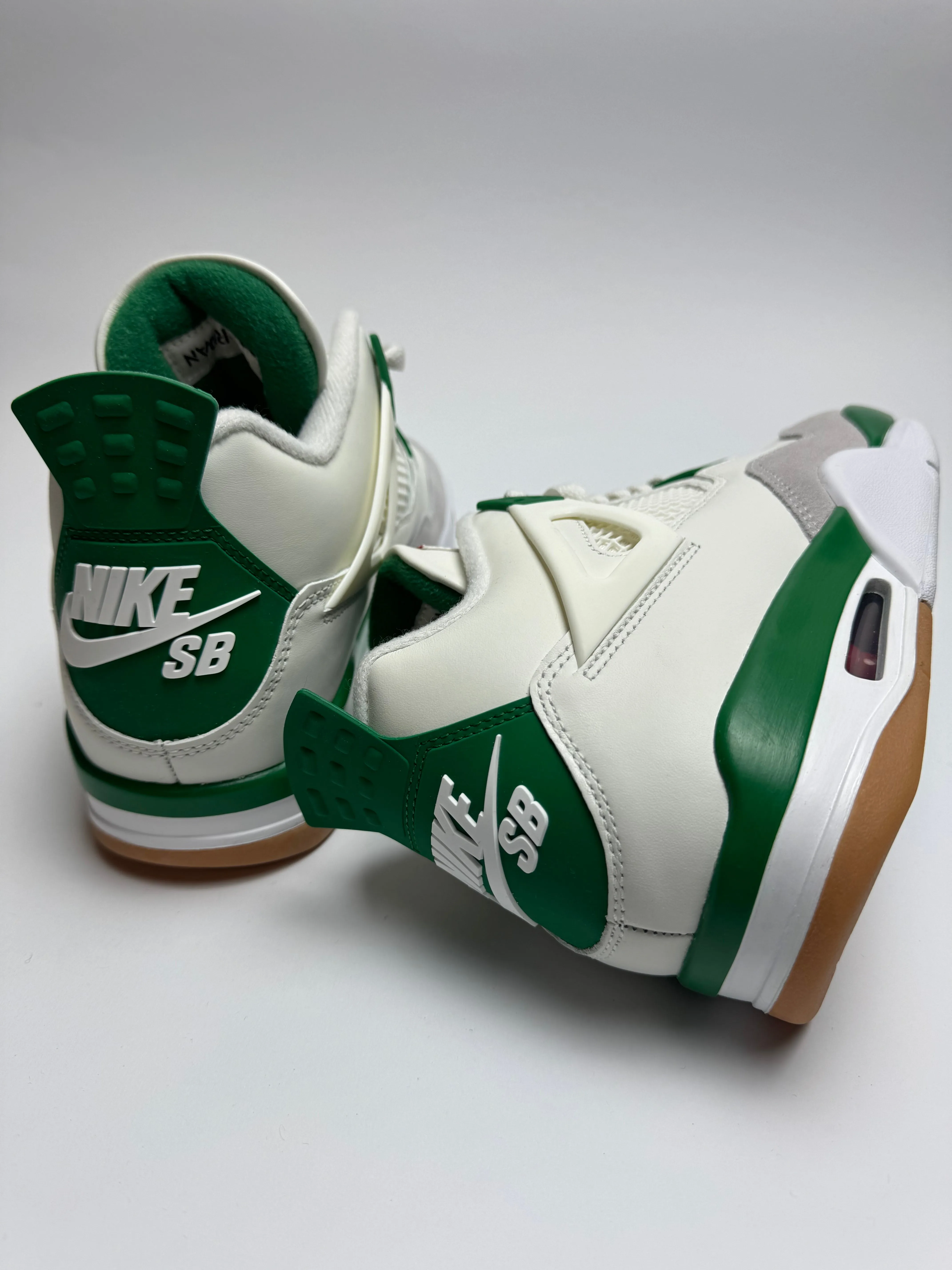 Air Jordan 4 SB "Pine Green" Understated Style