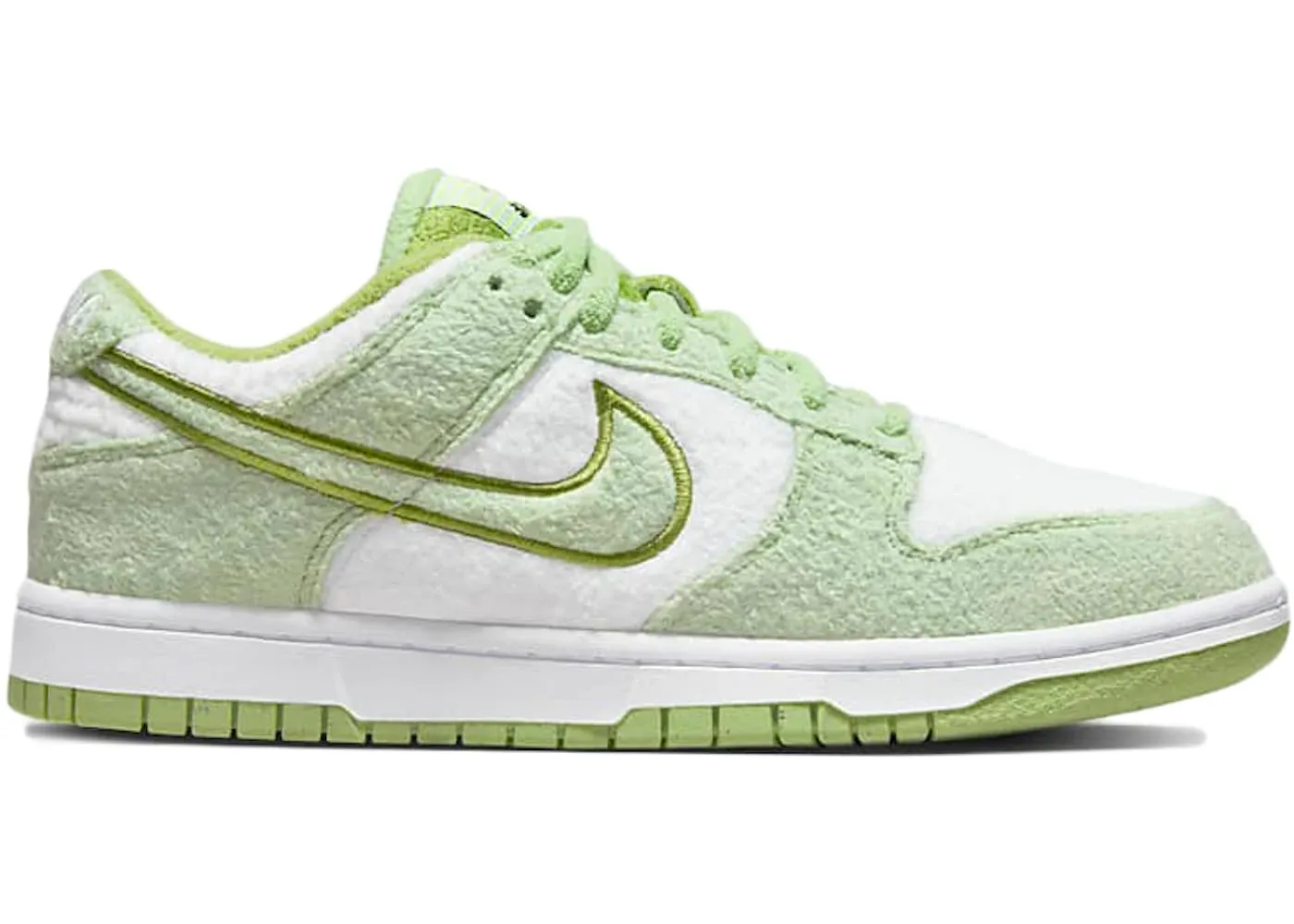 Nike Dunk Low SE Fleece Pack Honeydew (W) Casual Elegance Timeless Look