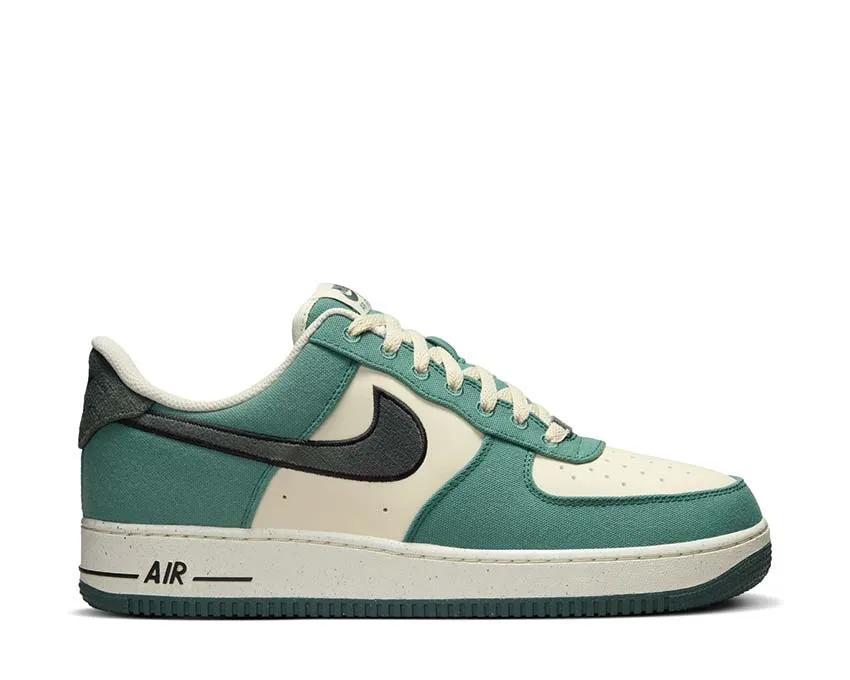 Durable Nike Air Force 1 '07 LV8 "Notebook"
