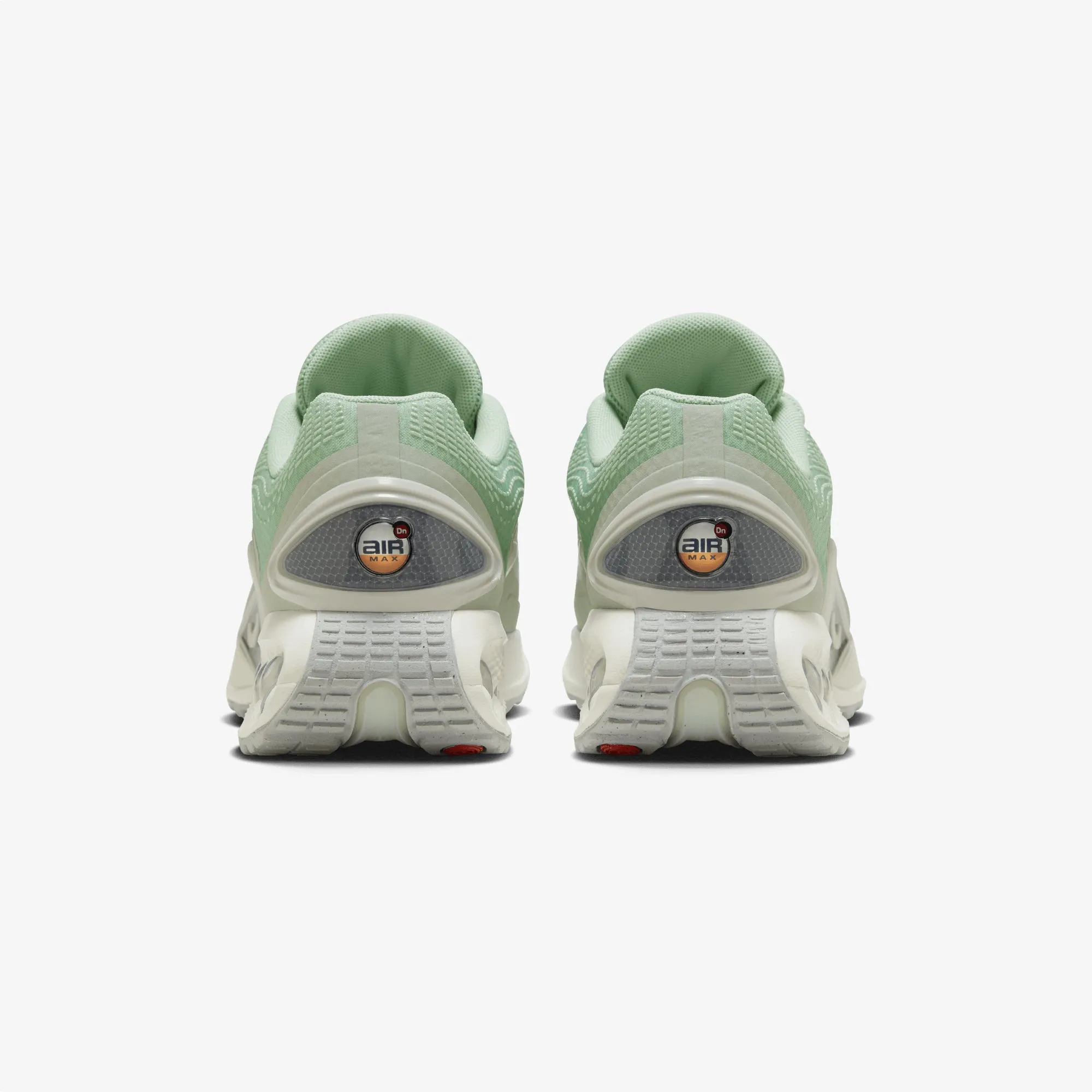 Nike | AIR MAX DN { SEAFOAM/SAIL-METALLIC SILVER Season Ease