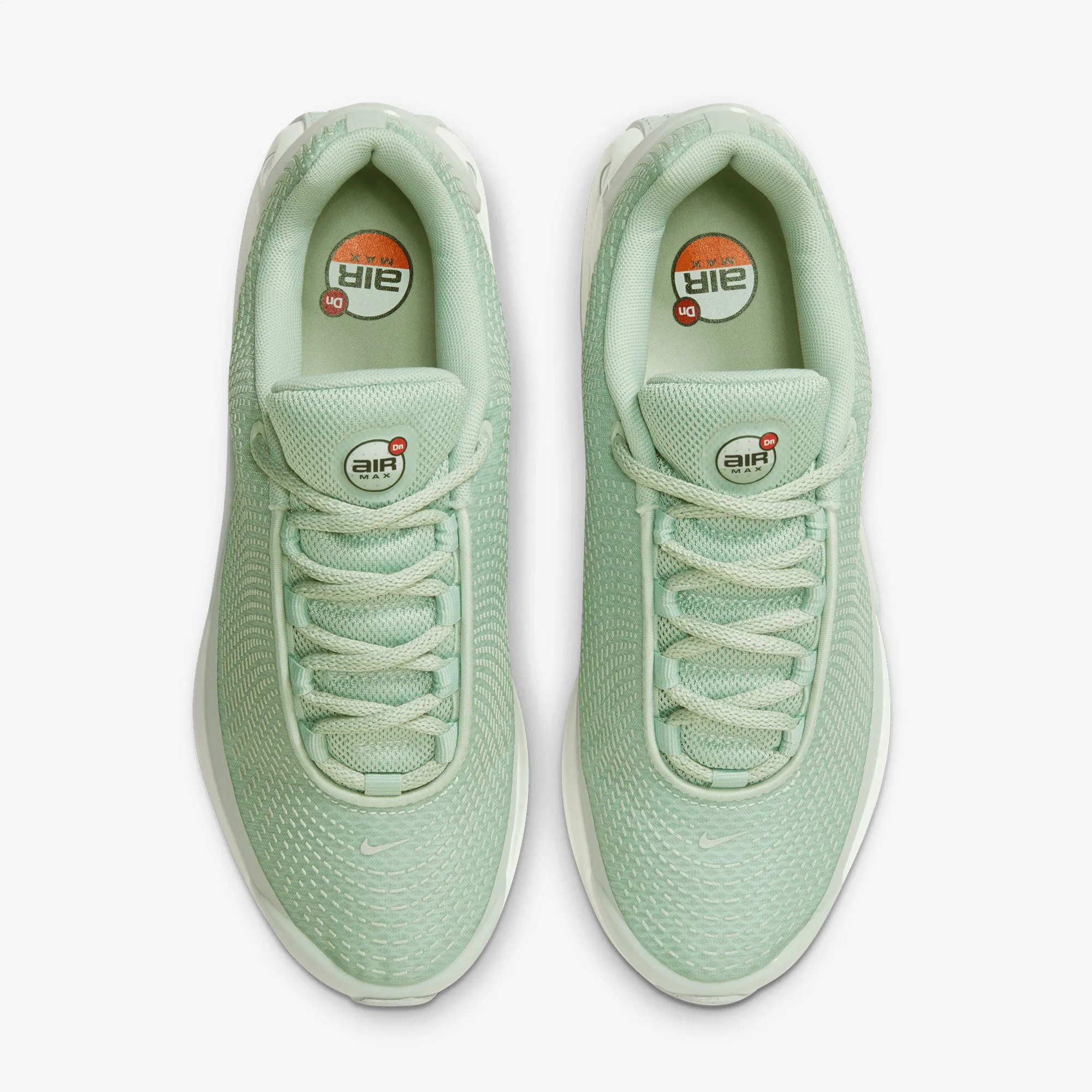 Nike | AIR MAX DN { SEAFOAM/SAIL-METALLIC SILVER Gym Life Leg Long