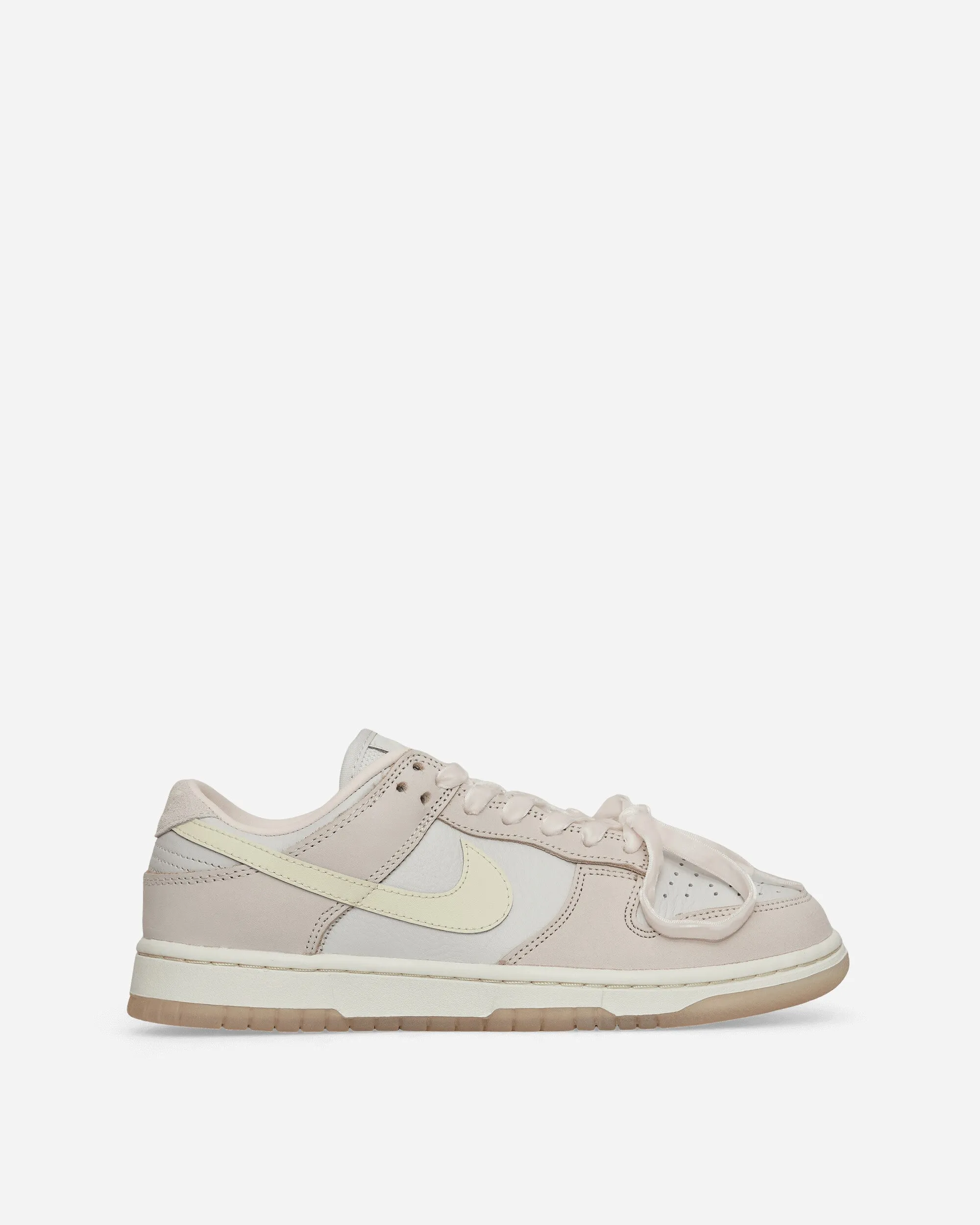 Women's Dunk Low Premium Sneakers Light Soft Pink / Platinum Tint Peace Step