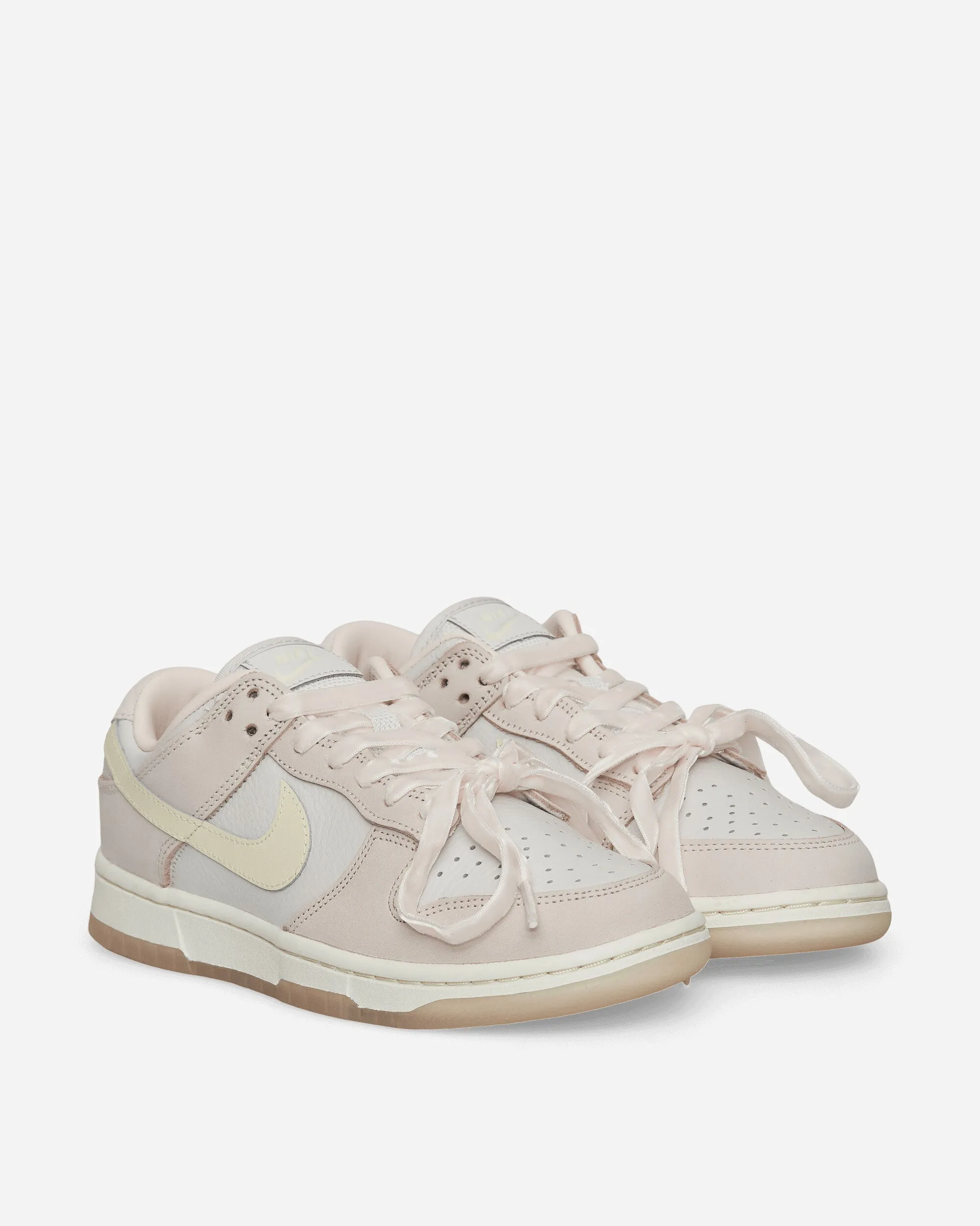 Women's Dunk Low Premium Sneakers Light Soft Pink / Platinum Tint Firm Ground Durable Fabric