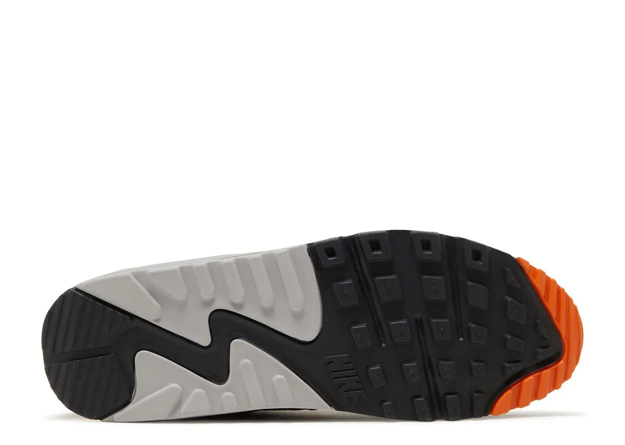 Nike Air Max 90 White Starfish Black Street Motion