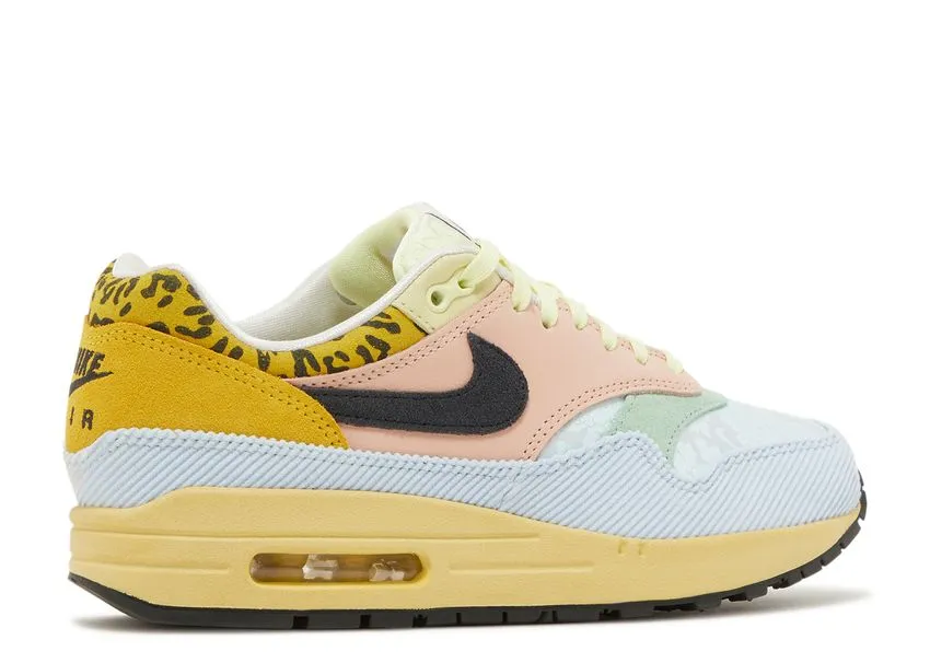 Commute Look Easy matching Nike Air Max 1 '87 Great Indoors Corduroy