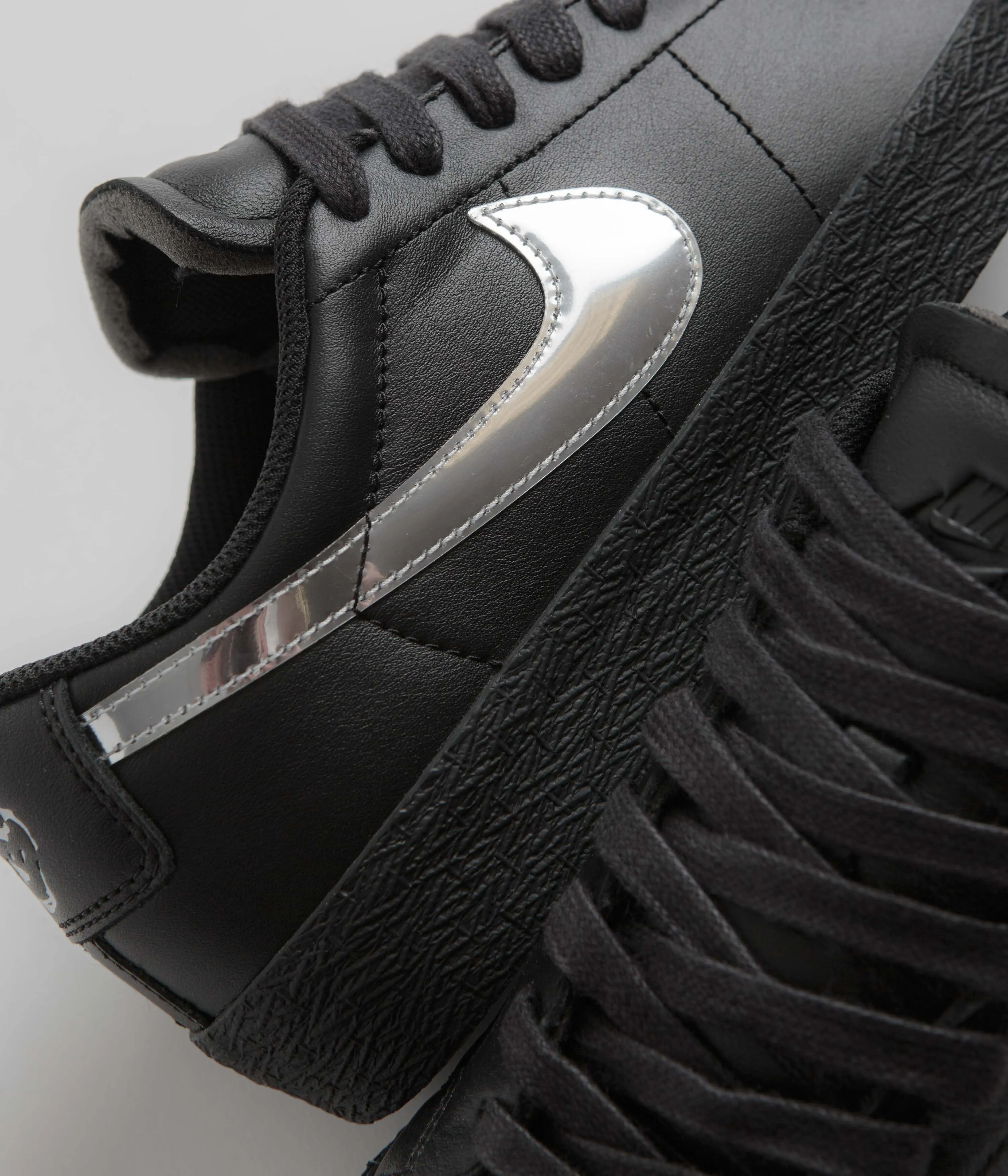 Nike SB x Dancer Skateboards Blazer Low Shoes - Black / Metallic Silver / Black Easy Motion Light Run