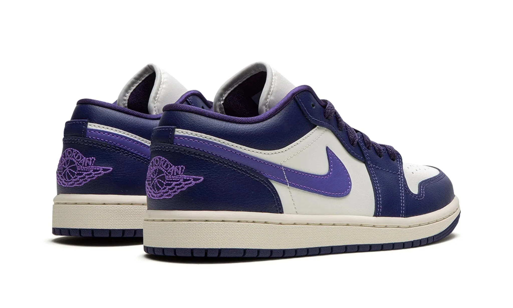 Wmns Air Jordan 1 Low Sky J Purple Surf Step