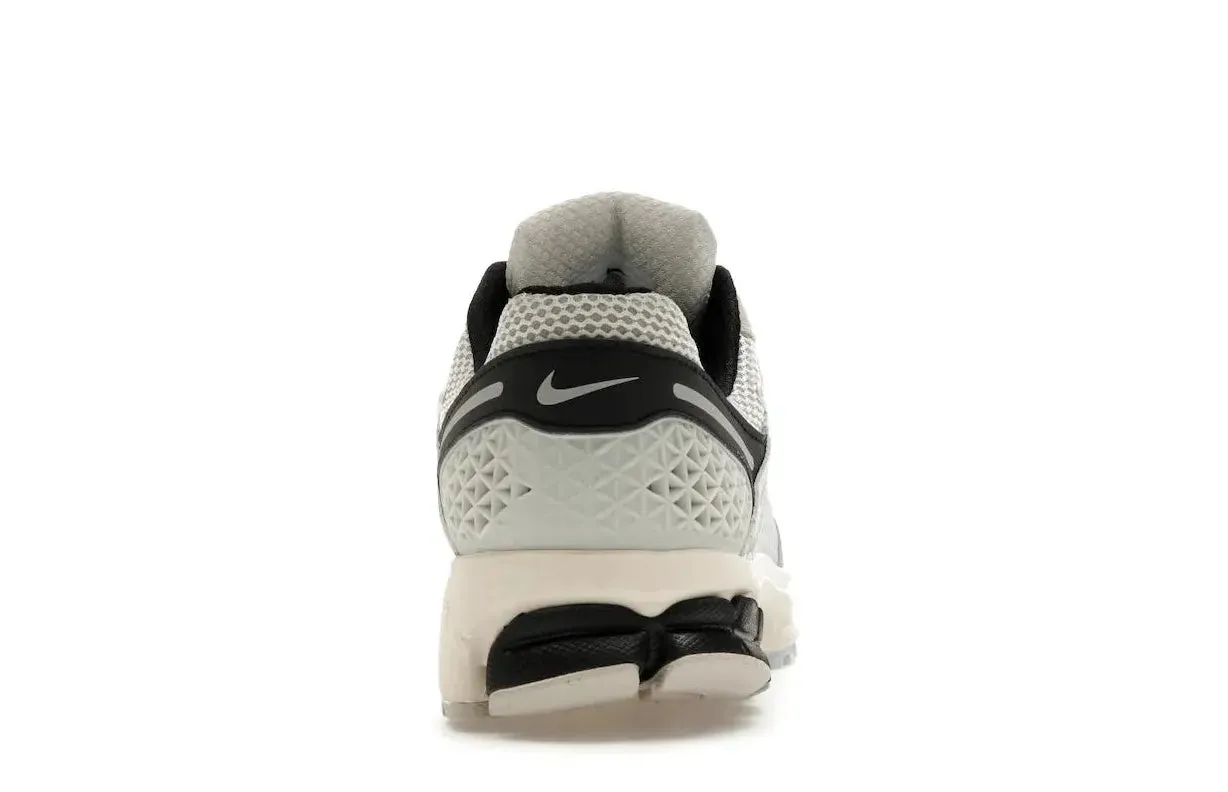 Nike Zoom Vomero 5 Supersonic Light Bone Black trendy running wear