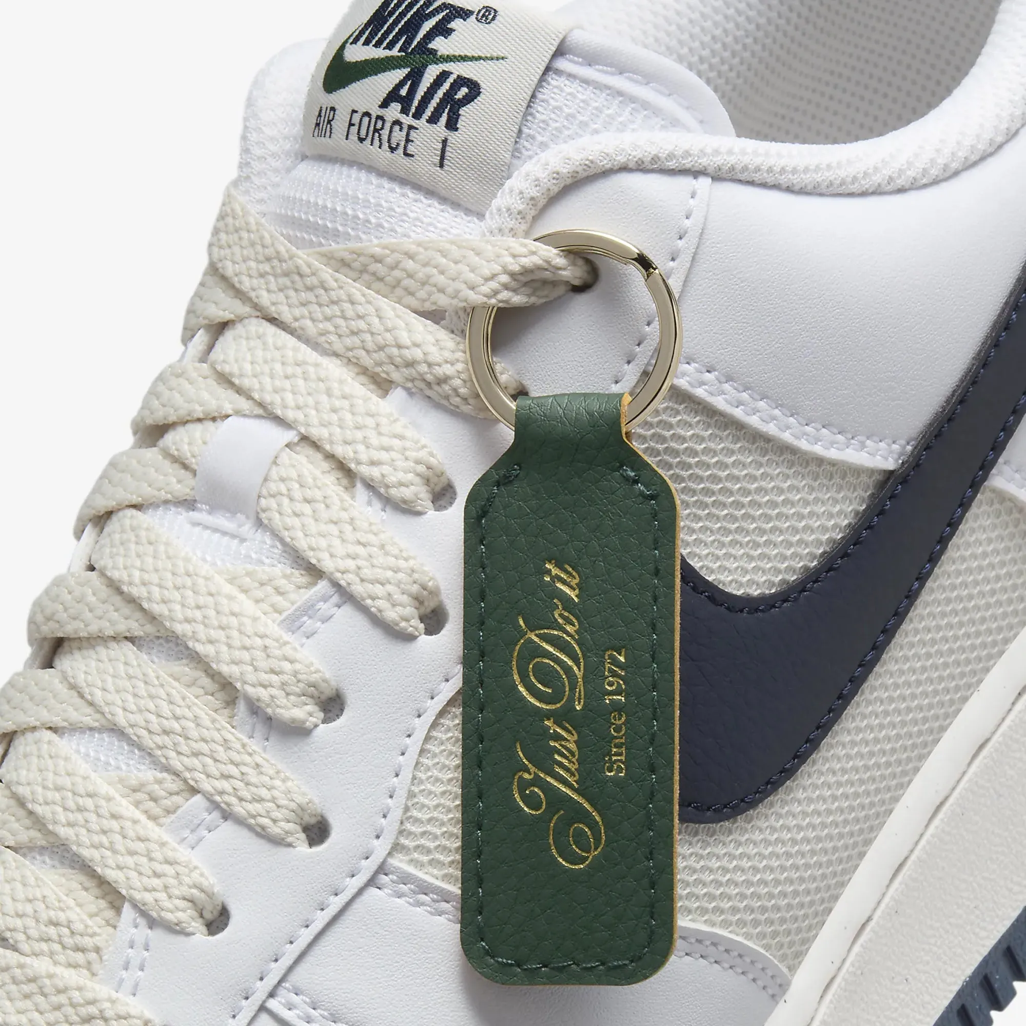 Play Hard Green Core Nike | AIR FORCE 1 '07 { WHITE/OBSIDIAN-FIR-PHANTOM