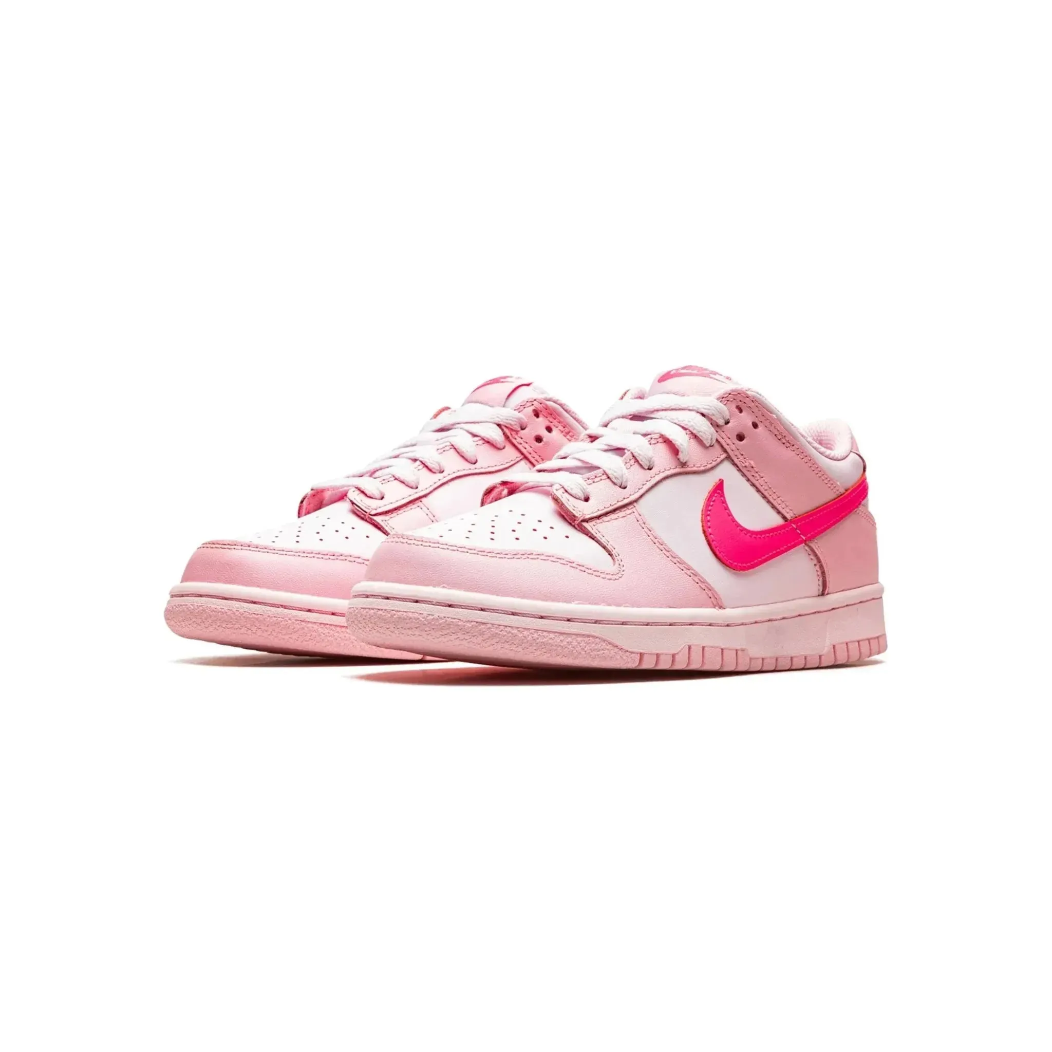 Wet Grip Nike Dunk Low ??Triple Pink?? (GS)