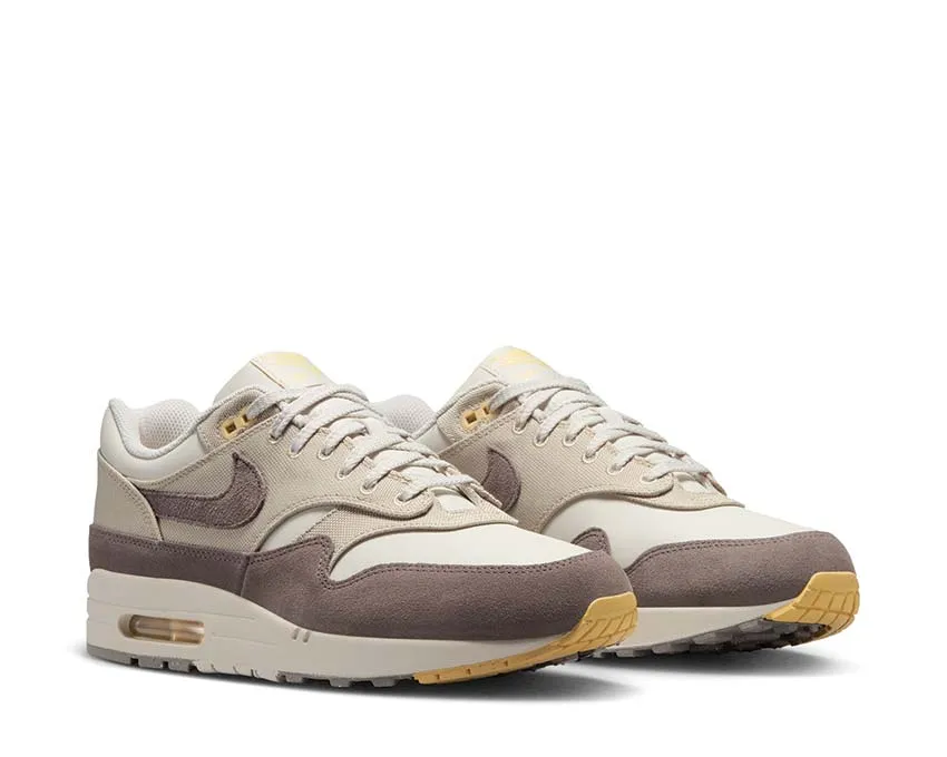 Light Motion Relax Mode Nike Air Max 1 Premium "Chamois"