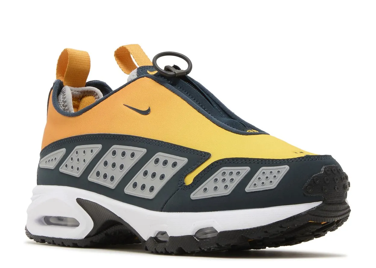 Nike Air Max Sunder Canyon Gold Deep Ocean Mobile Life Parent Jog