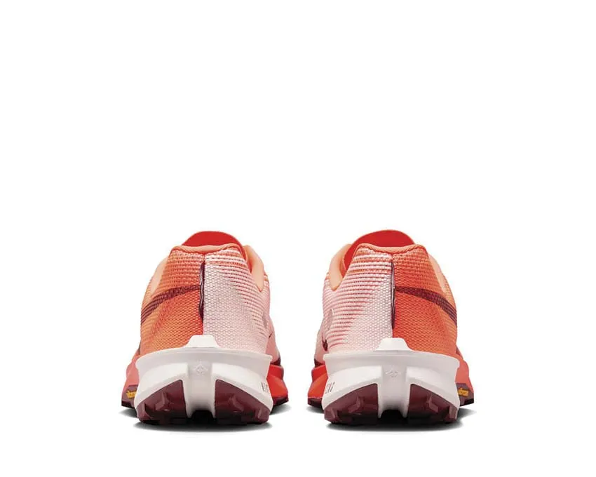 military - style shoes Training days Nike Terra Kiger 10 "Silt Red"