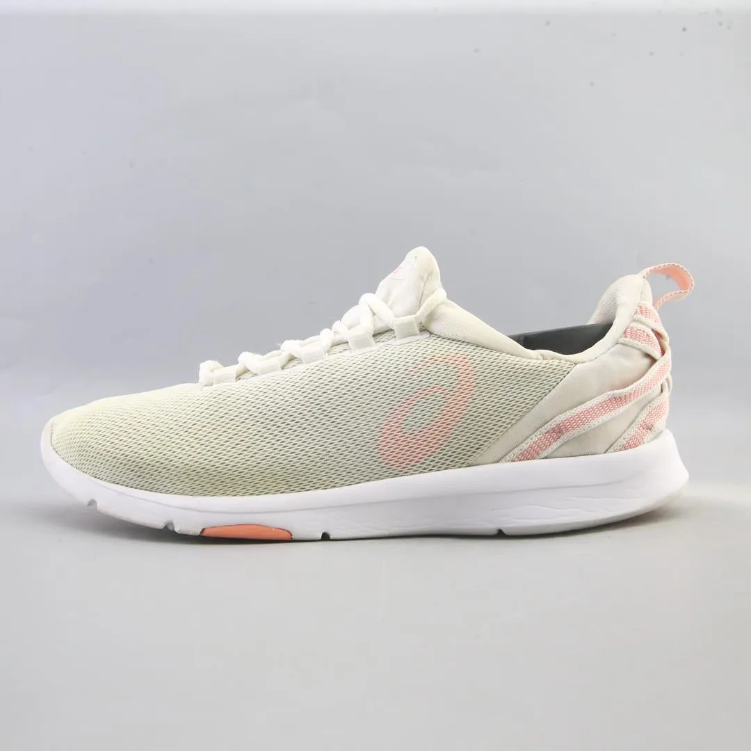 Camera Look Comfort Midsole ASICS  GEL-FIT SANA 3