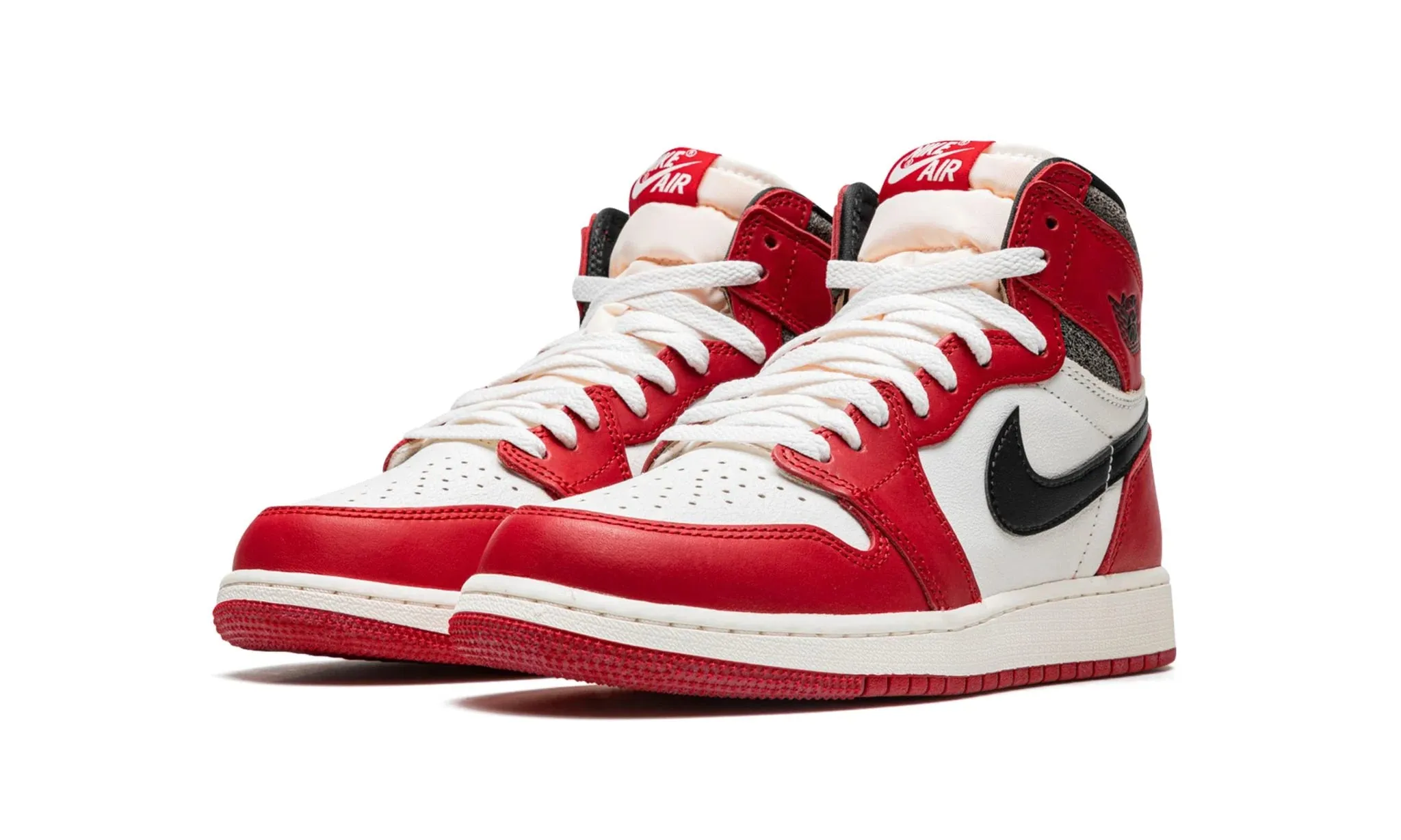 Air Jordan 1 Retro High OG Chicago Lost  Found GS Lace   Up