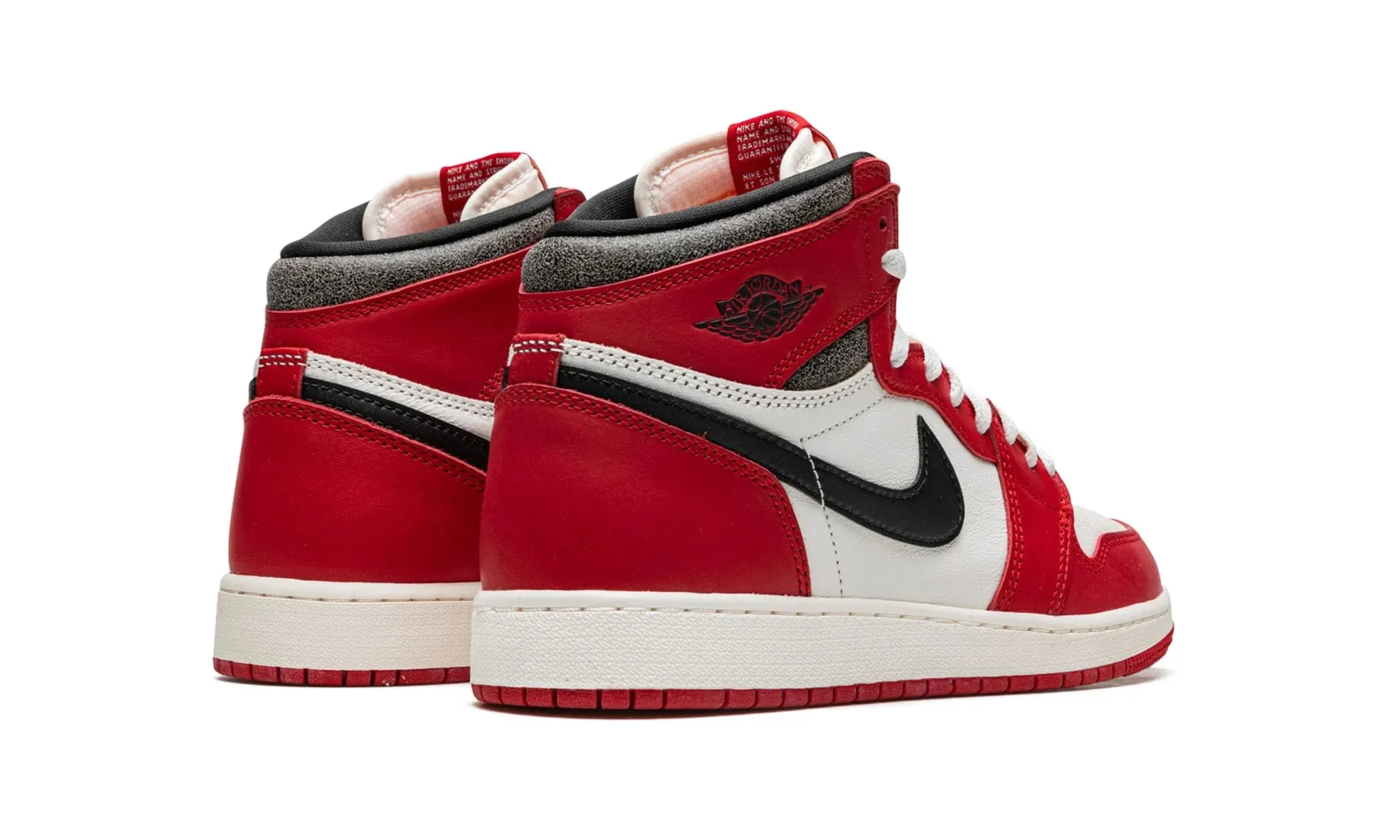 Built For Walk Sporty Detail Air Jordan 1 Retro High OG Chicago Lost  Found GS