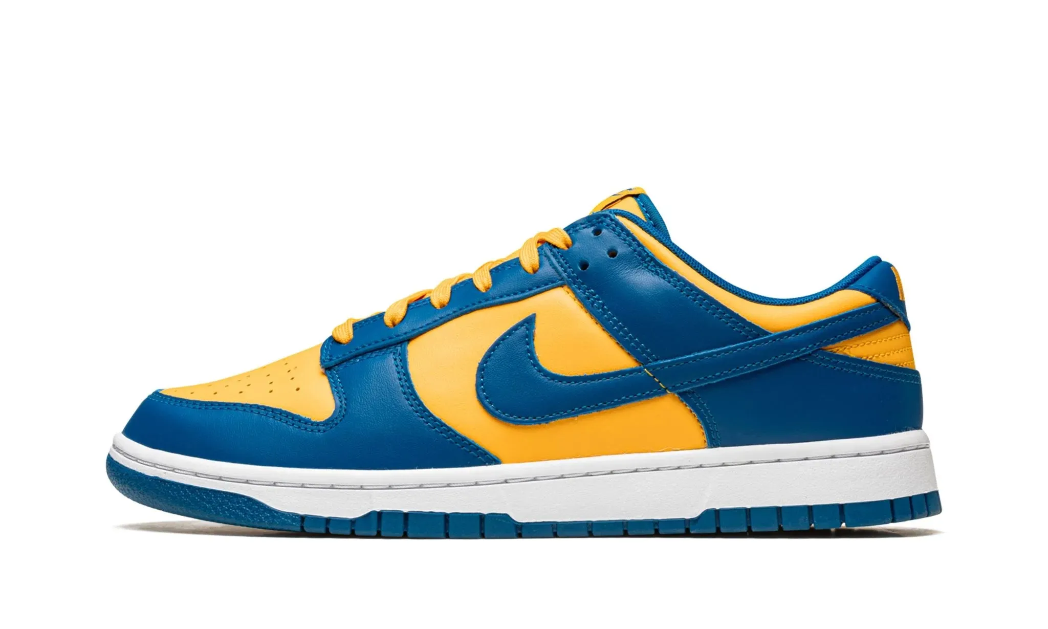 outfit pairing Classic Lines Nike Dunk Low "UCLA"