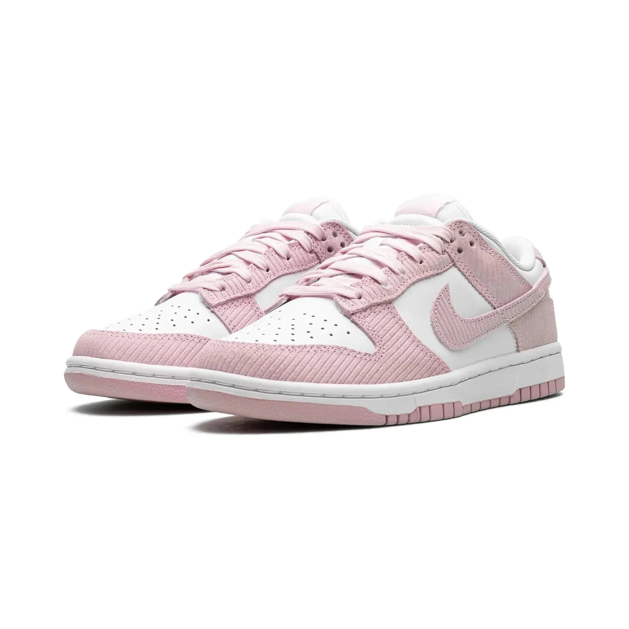 Long Walk NIKE DUNK LOW WMNS  "Corduroy"