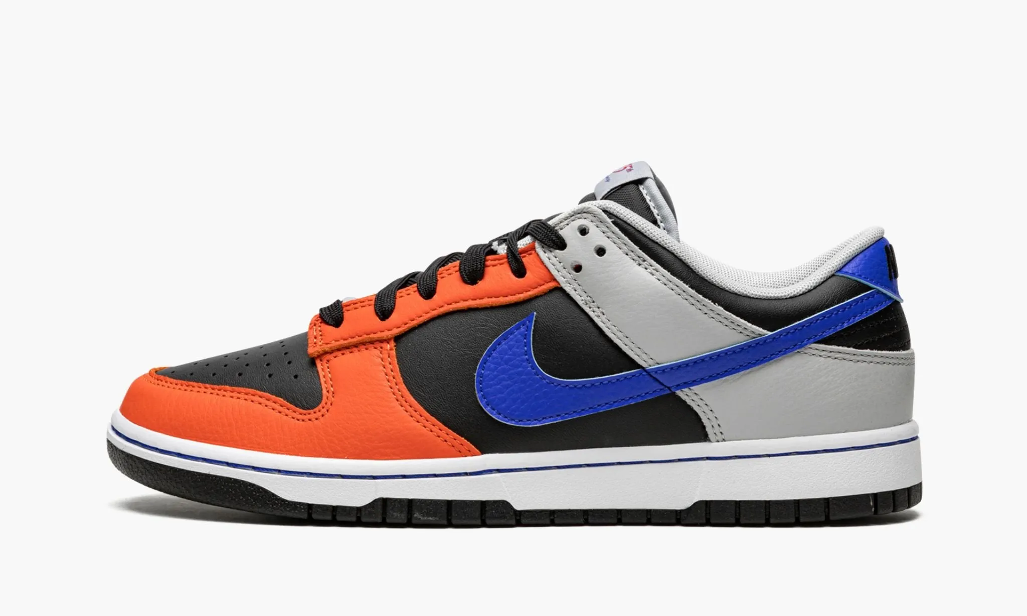 Nike Dunk Low "NBA 75th Anniversary Knicks" Smart Step
