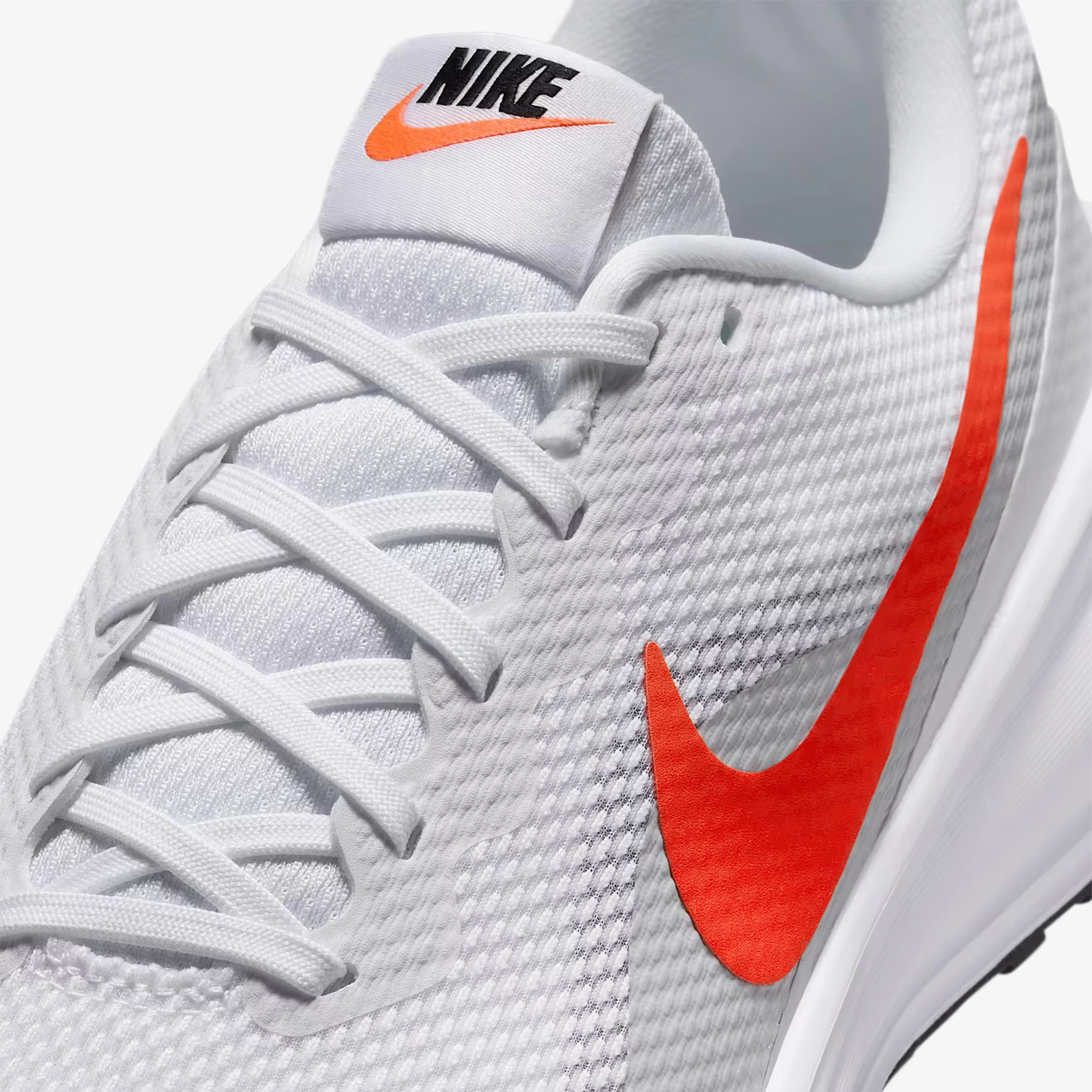 Nike | REVOLUTION 8 { WHITE/BRIGHT CRIMSON-PURE PLATINUM-BLACK Cactus Cool