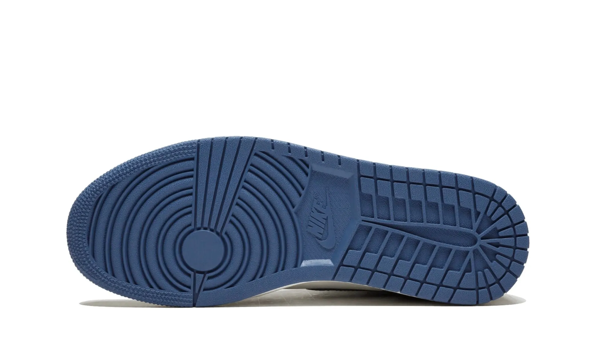 Air Jordan 1 Retro High OG Blue Moon Snow Jog