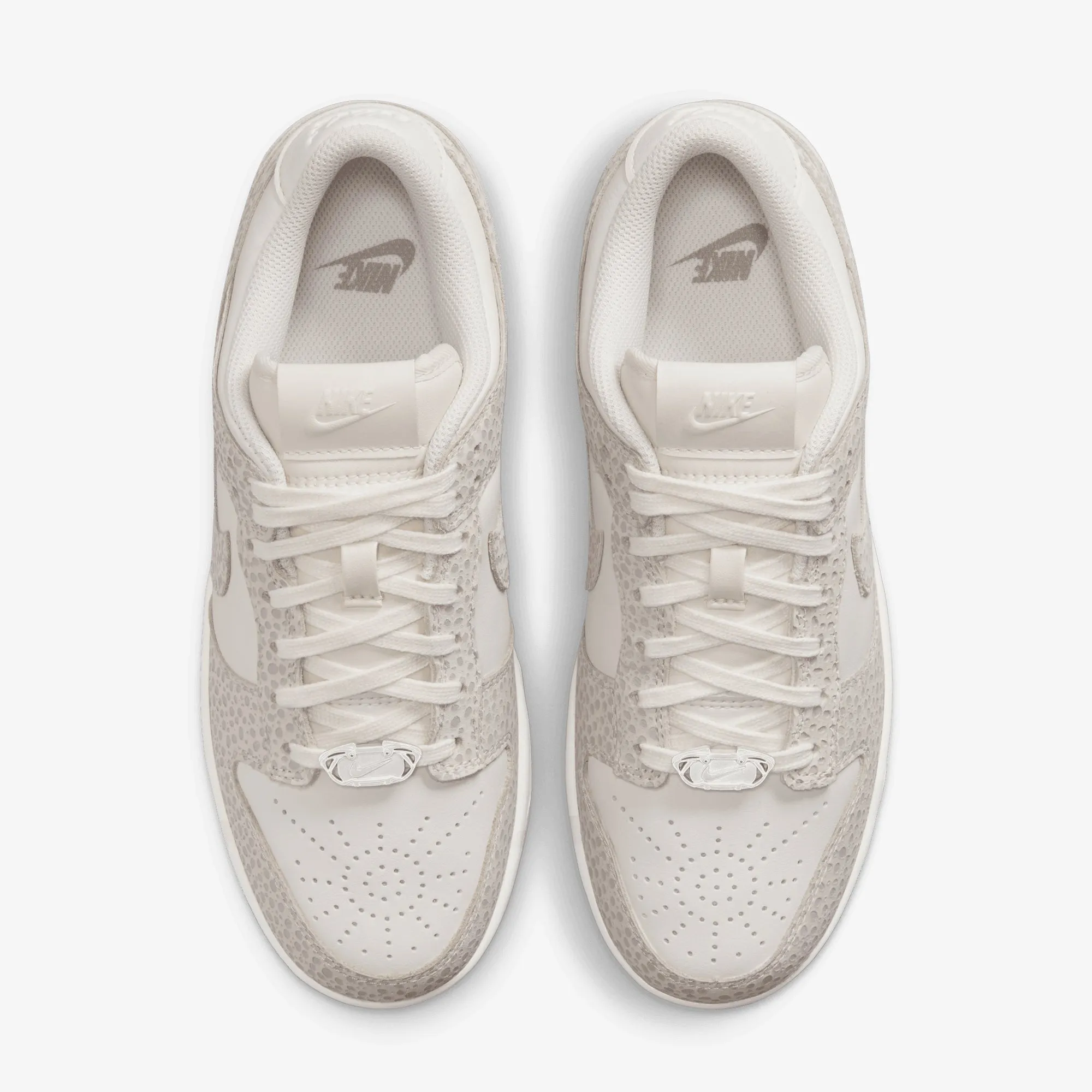 Linen Air NIKE | DUNK LOW PREMIUM { PHANTOM/PHOTON DUST-LT SMOKE GREY