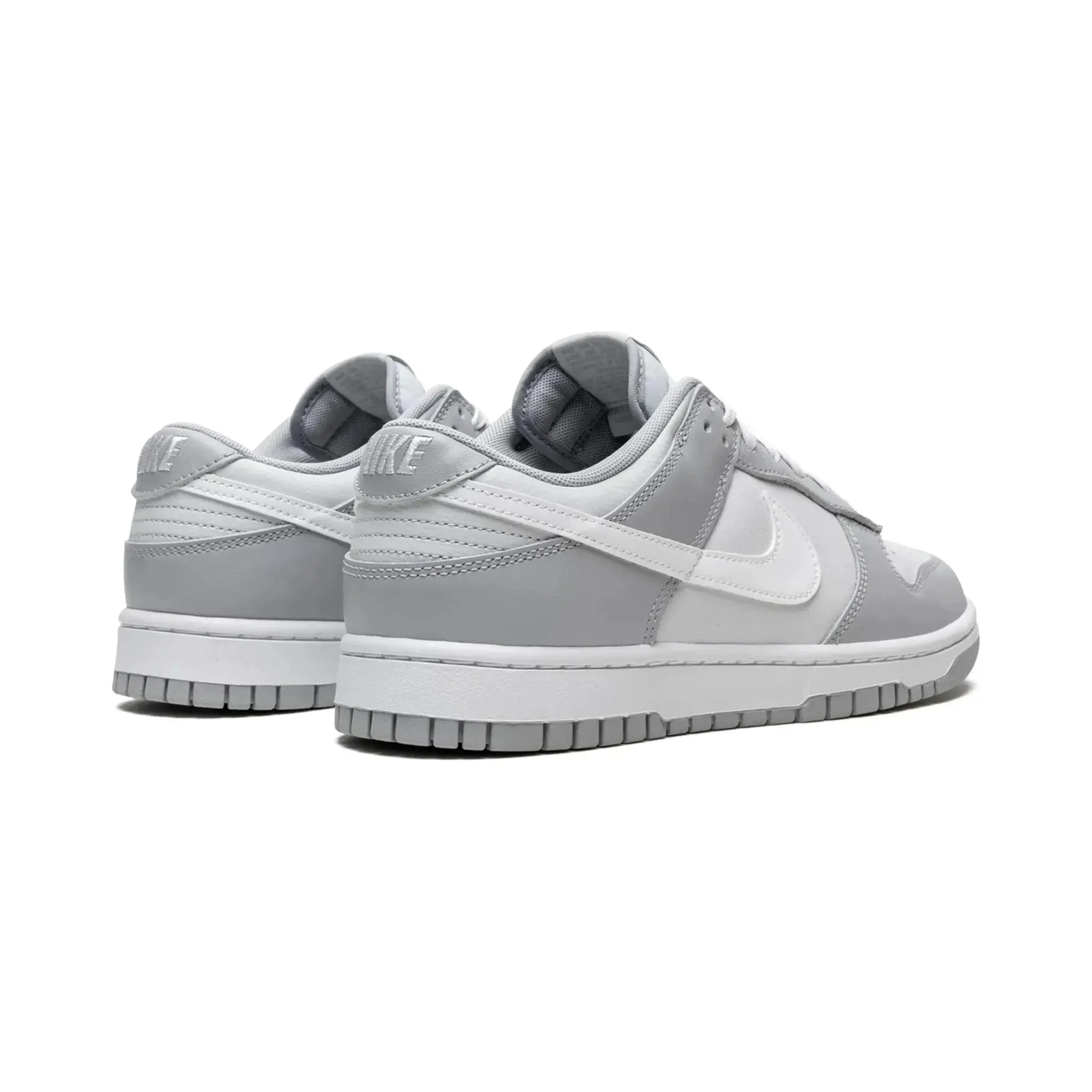 Yoga Base Training Mode Nike Dunk Low "Two Tone Grey"