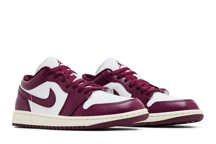 Wmns Air Jordan 1 Low 'Bordeaux' Heart Glow Stretchable Material