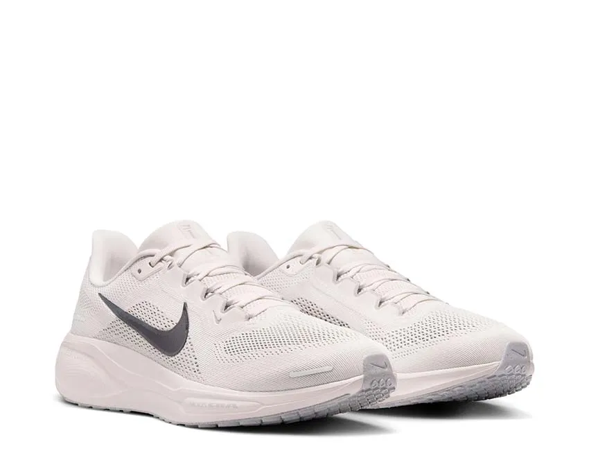 Nike Air Zoom Pegasus 41 "Light Bone" running in solid colors racing footwear